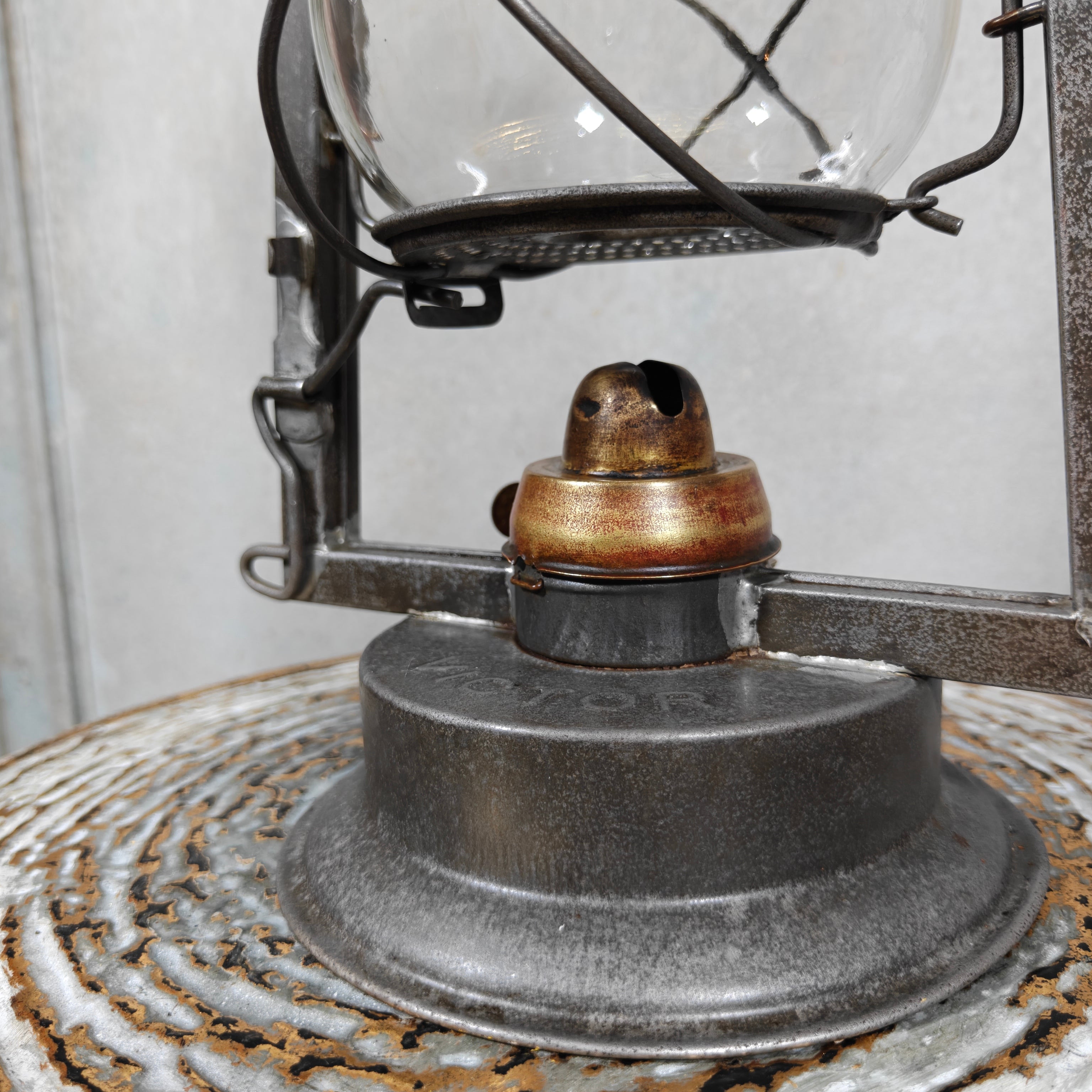 Rare Antique Dietz Victor Hurricane Lantern – Early American Oil Lantern (1898–1906)