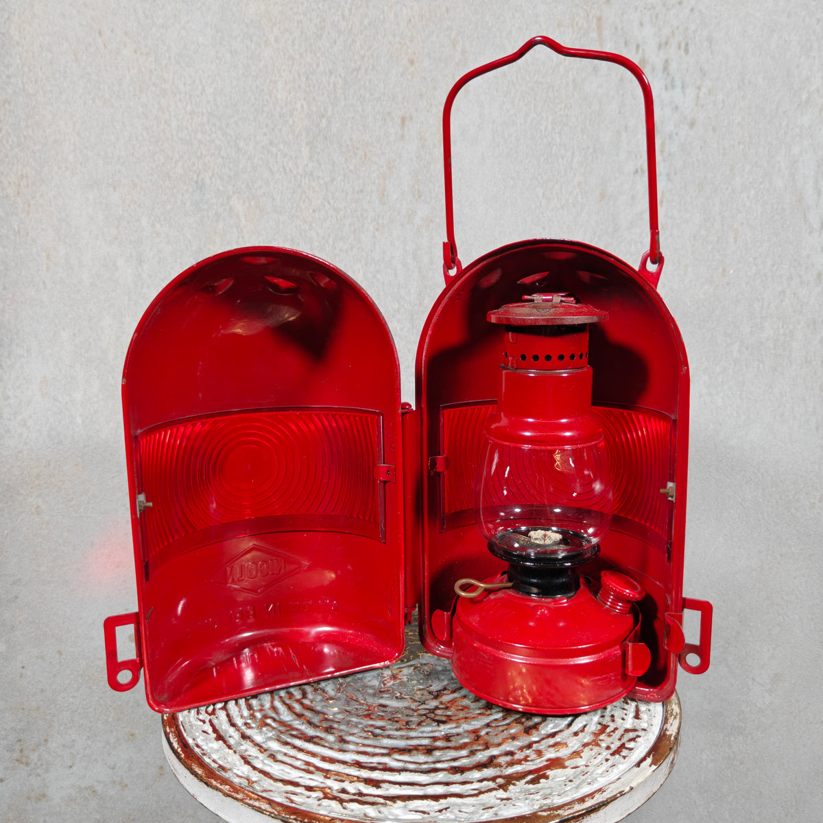 NOS Vintage Nicoln Flashing Hurricane Lantern – Belgian Petroleum Road Worker Warning Lamp