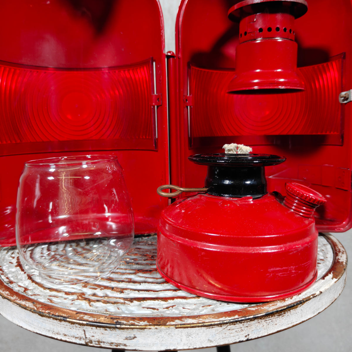 NOS Vintage Nicoln Flashing Hurricane Lantern – Belgian Petroleum Road Worker Warning Lamp