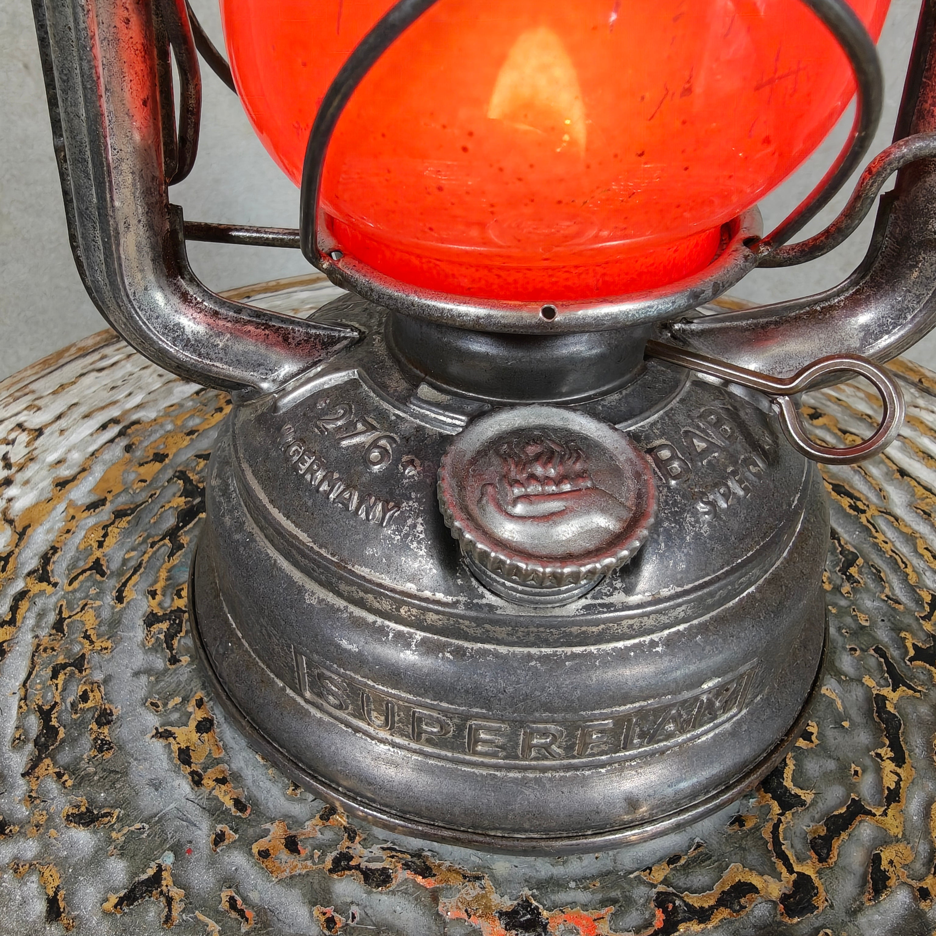 Vintage Feuerhand 276 Superflam Hurricane Lantern with Red Glass – West Germany Export Model