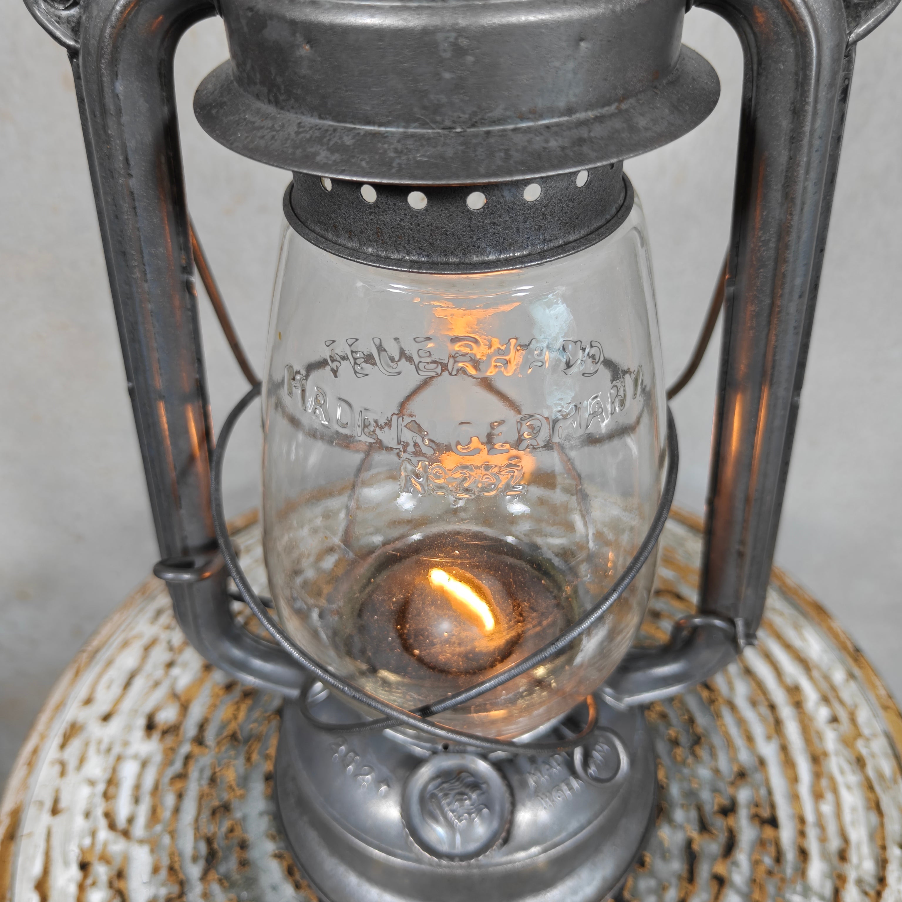 Rare Vintage Feuerhand 252 Hurricane Lantern with Marked 252 Glass – Post-War German Oil Lantern