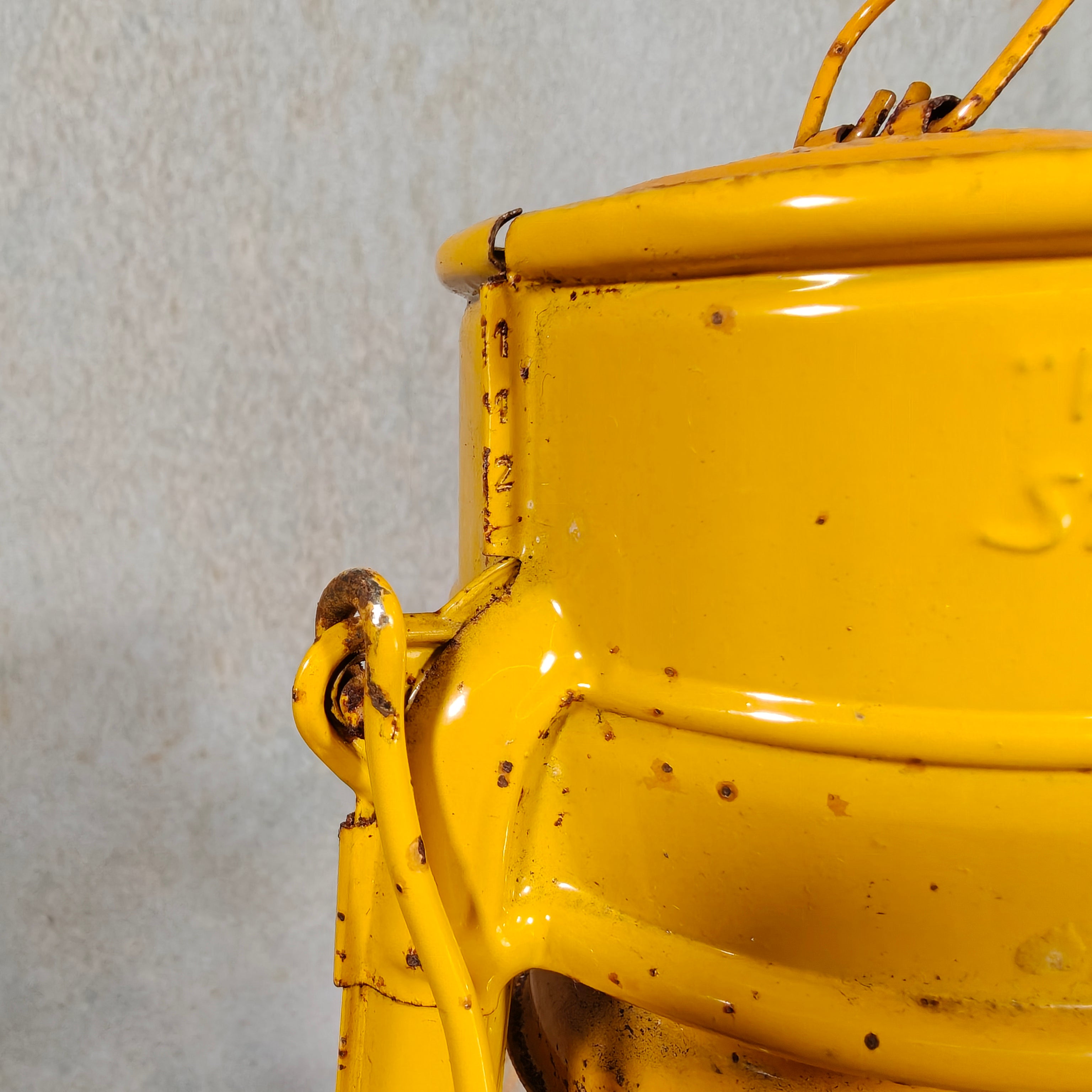 Vintage Yellow Feuerhand Baby 276 Hurricane Lantern – West Germany Roadwork Safety Lantern