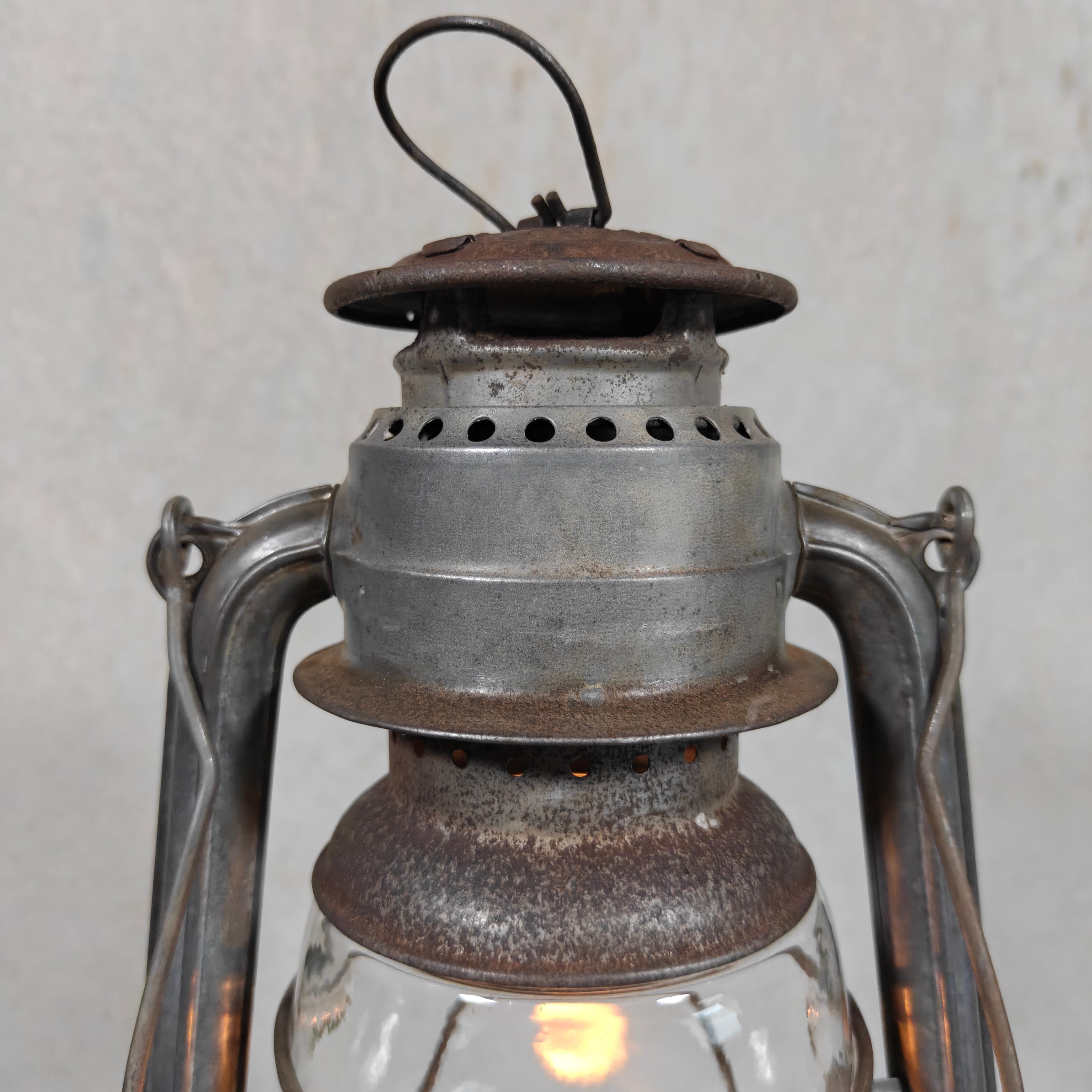 Rare Pre-War Feuerhand 270 Superflam Hurricane Lantern with Floral Glass – French Export Model