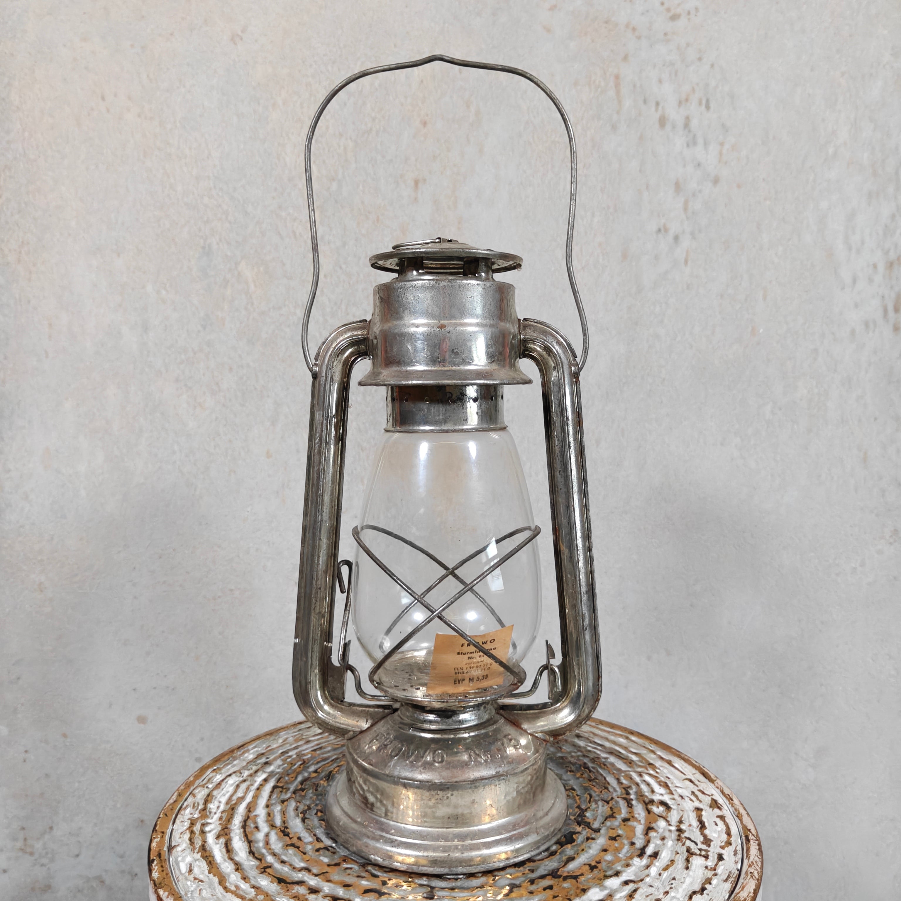 NOS Vintage Frowo No. 75 Hurricane Lantern with Original Tag – Unused 1960s/70s Oil Lantern