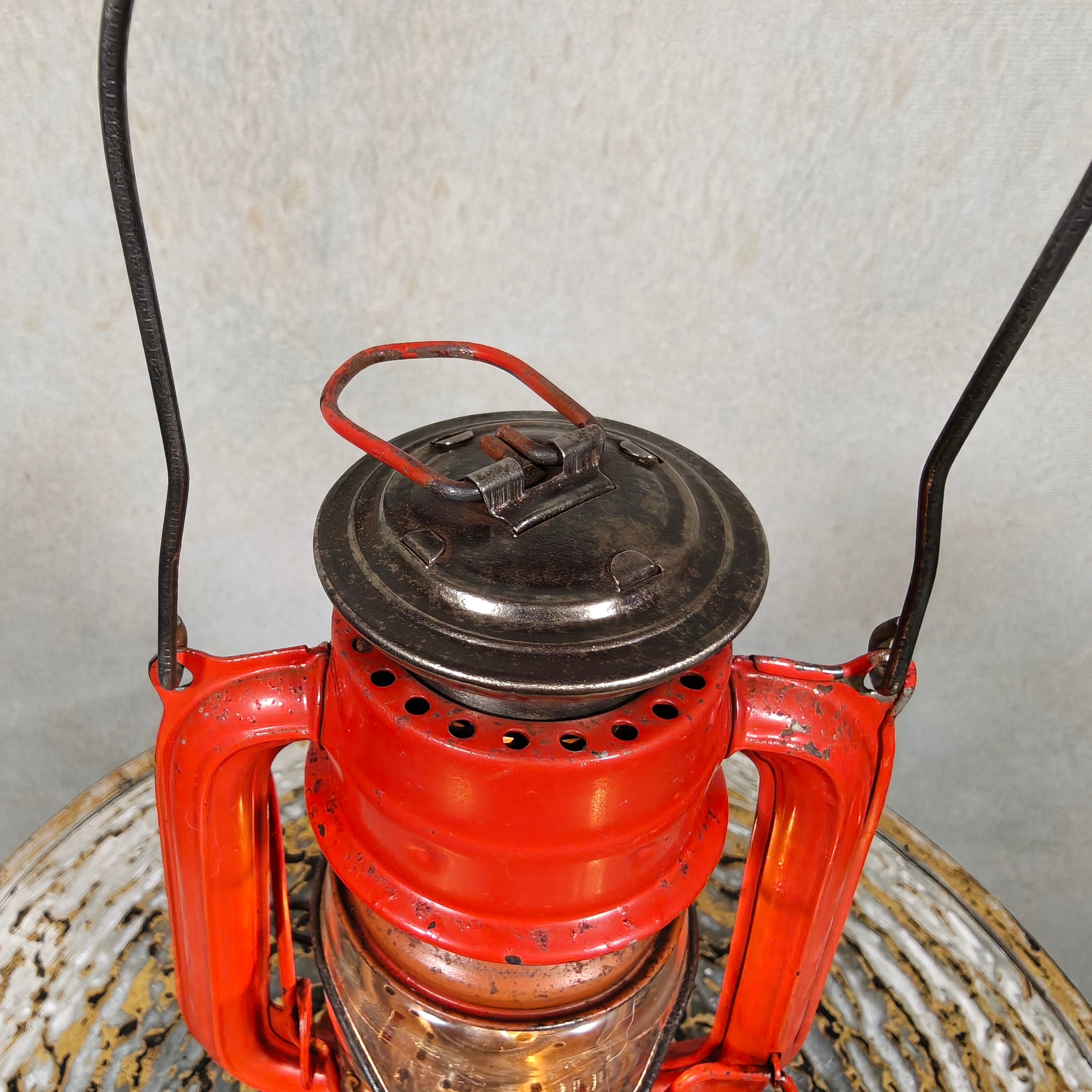 Vintage Frowo No. 50 Hurricane Lantern – Small German Oil Lantern Red & Steel Finish