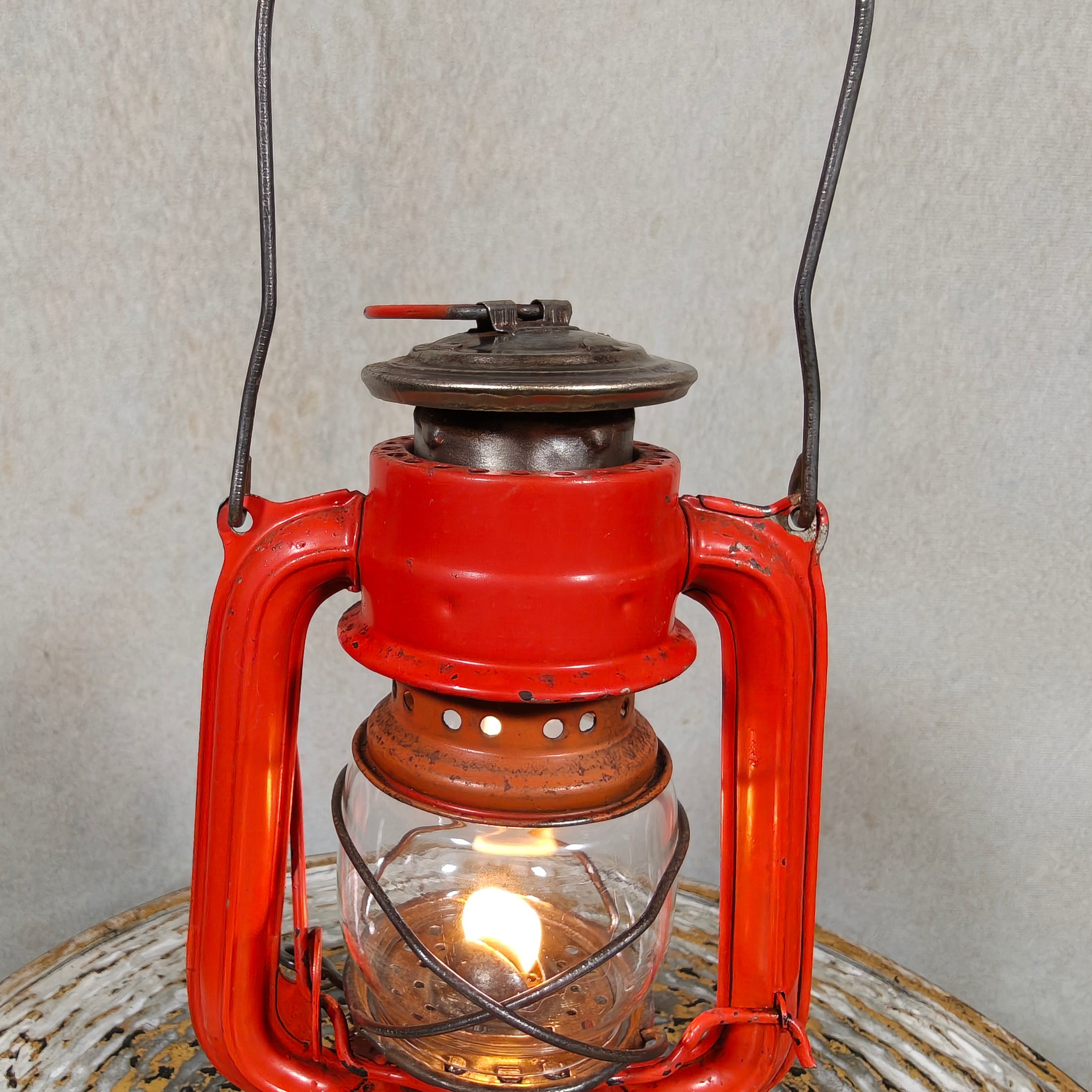 Vintage Frowo No. 50 Hurricane Lantern – Small German Oil Lantern Red & Steel Finish