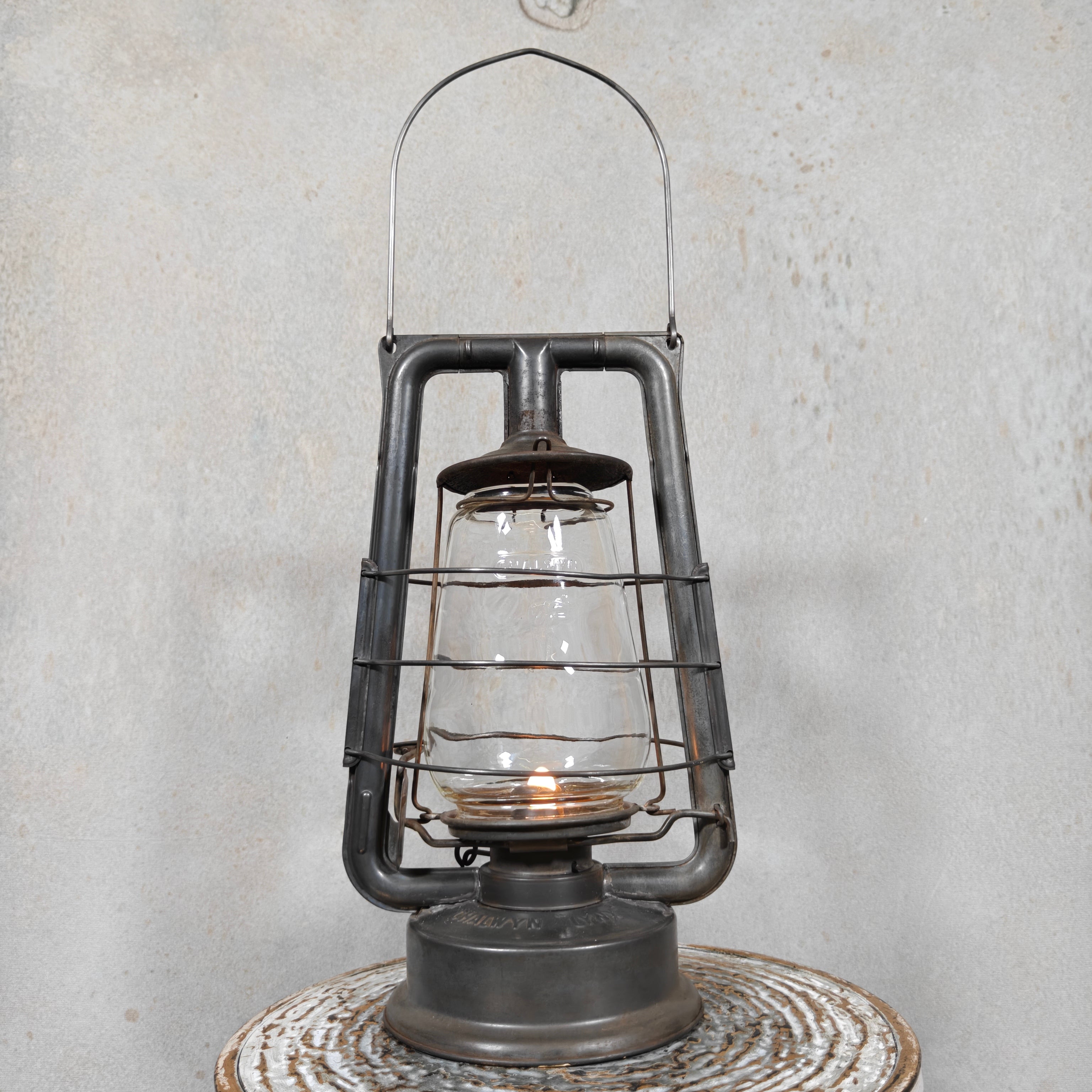 Vintage Chalwyn Lynx Hurricane Lantern – English Hot-Blast Oil Lantern with Original Marked Glass
