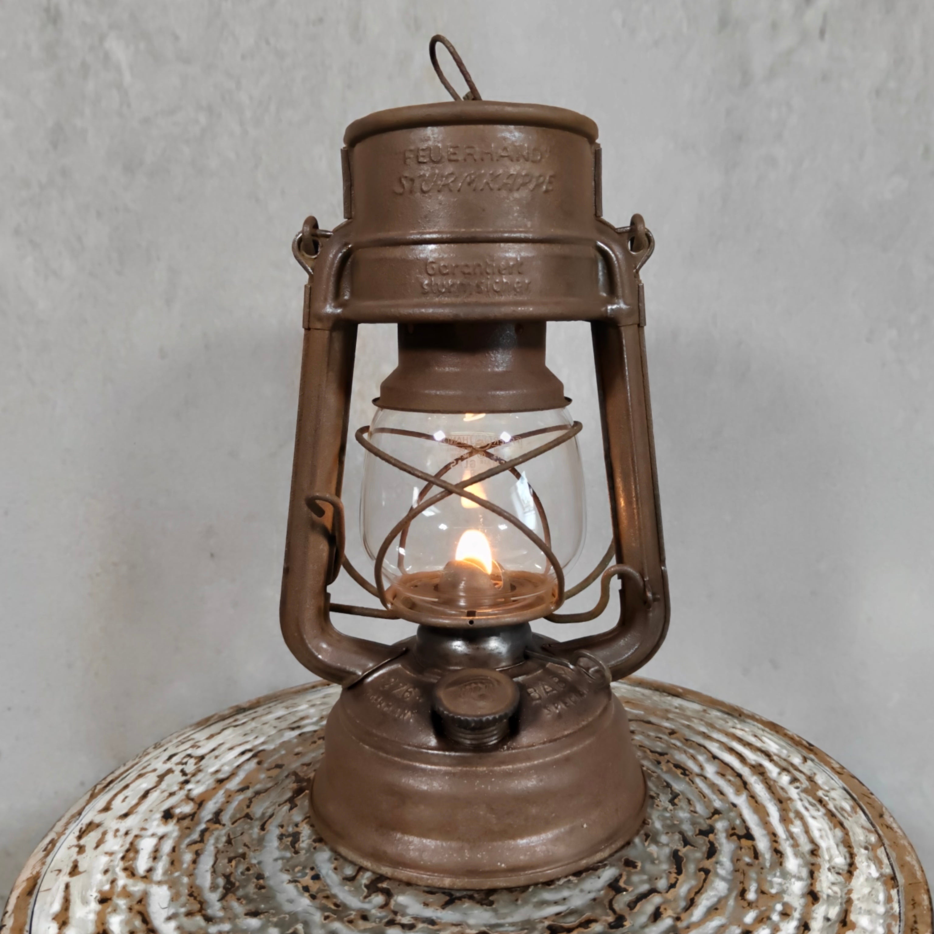 Vintage Feuerhand 276 Sturmkappe Hurricane Lantern – Rat Look West Germany Oil Lantern with Jenaer Glass