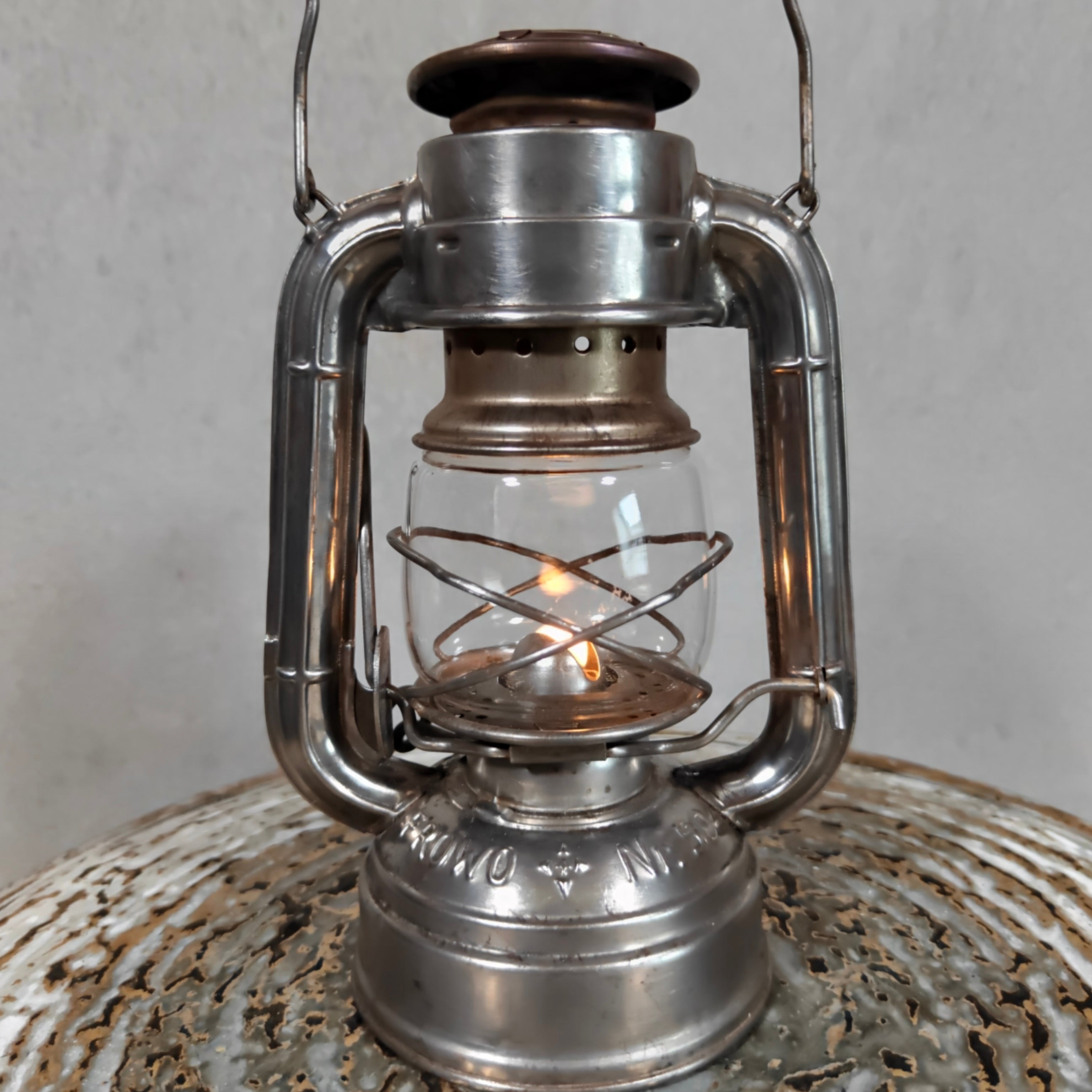 Rare Vintage Frowo No. 50 Hurricane Lantern with Compass Rose Tank Logo – 1950s German Oil Lantern
