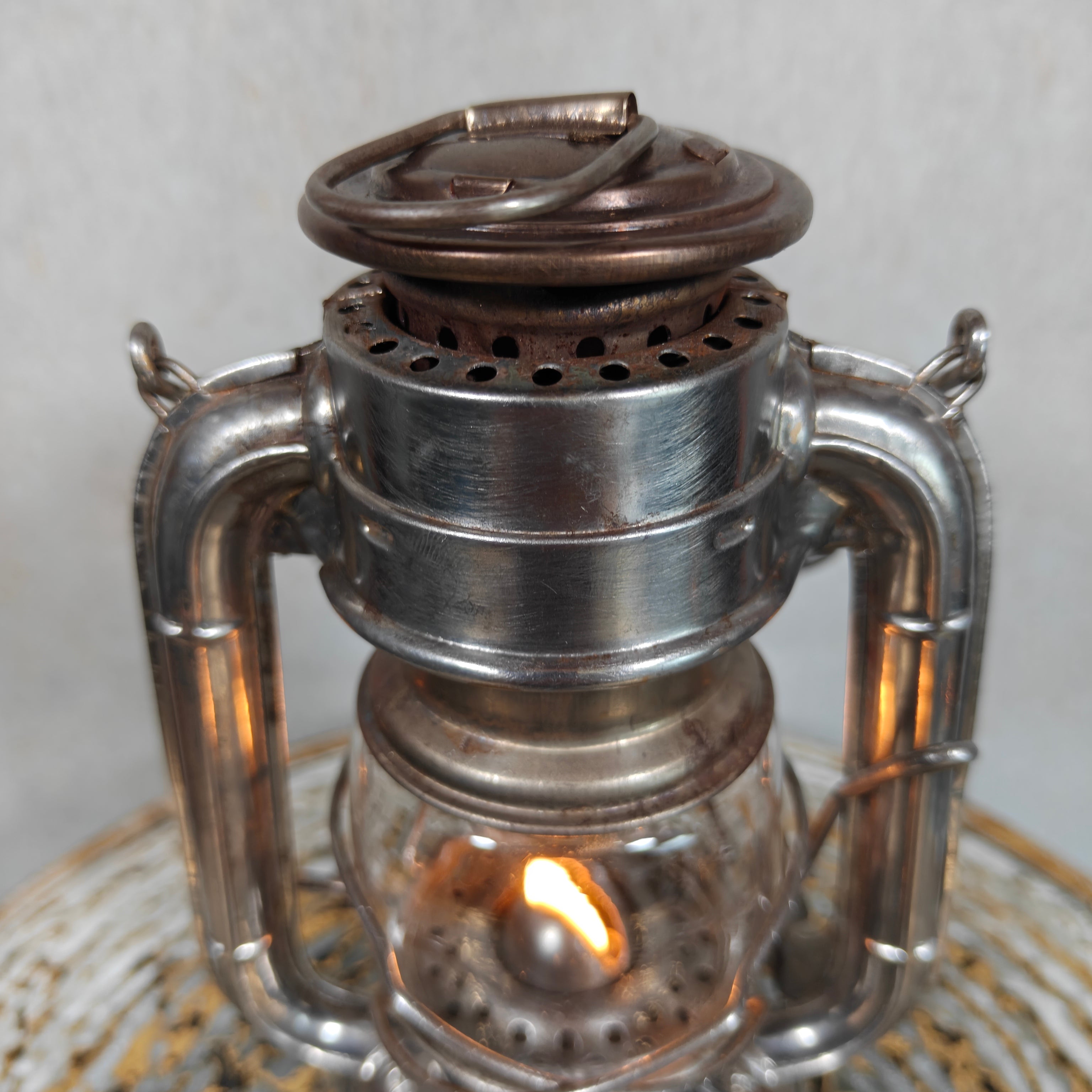 Rare Vintage Frowo No. 50 Hurricane Lantern with Compass Rose Tank Logo – 1950s German Oil Lantern