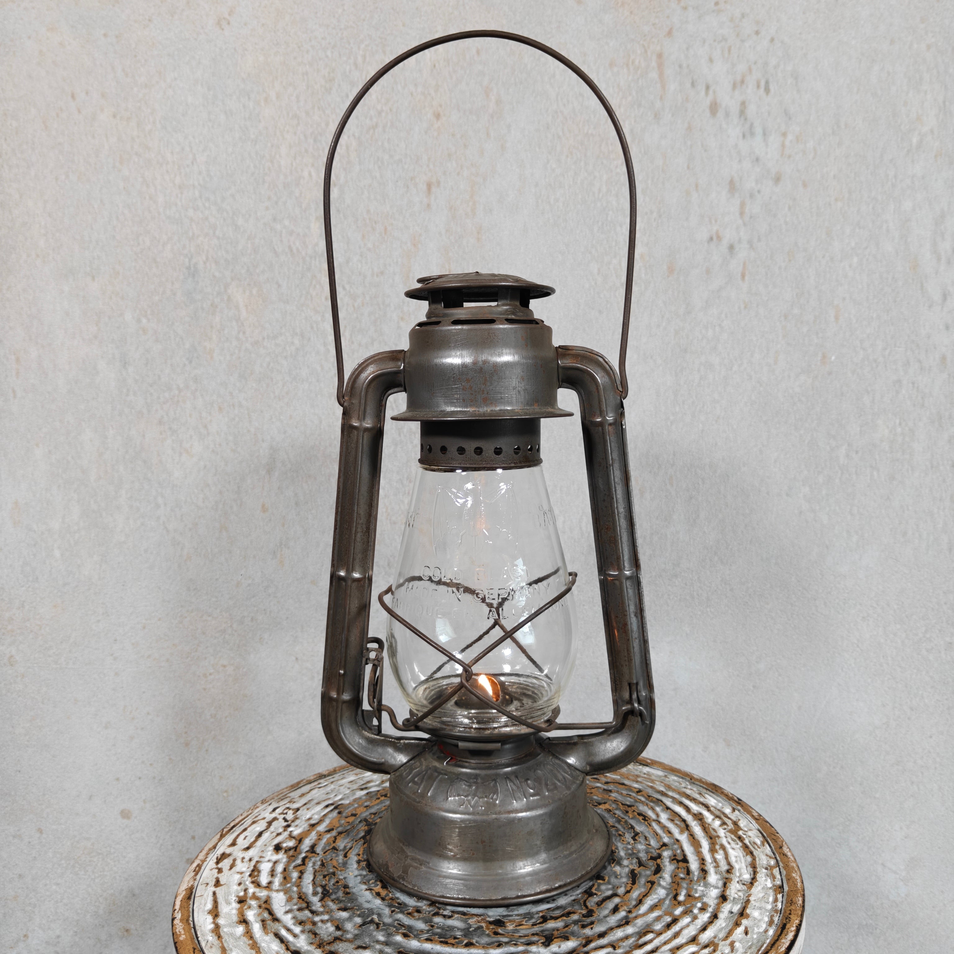 Extremely Rare BAT 200 Red Line Cold Blast Hurricane Lantern – Made in Germany - pre war