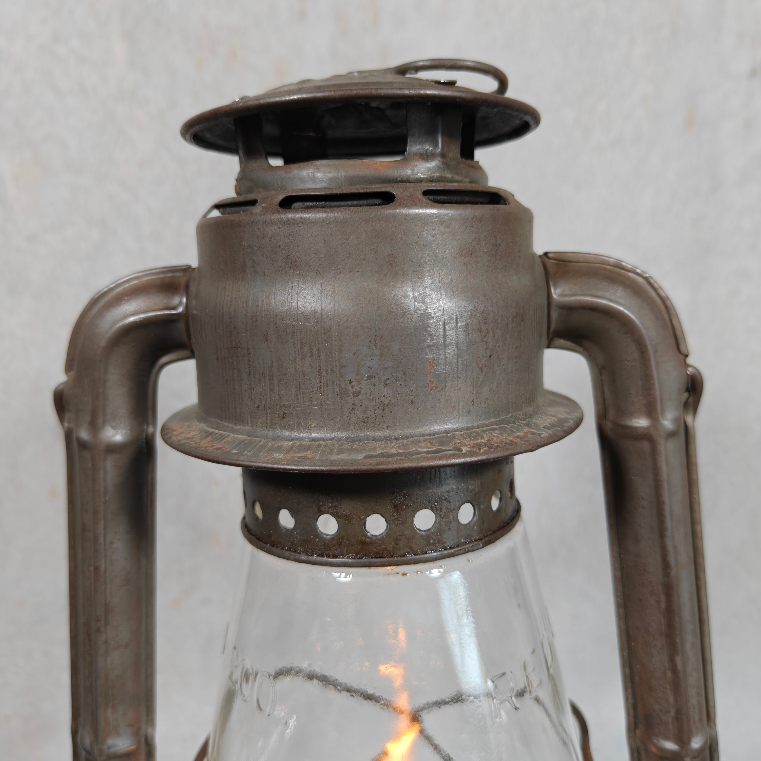 Extremely Rare BAT 200 Red Line Cold Blast Hurricane Lantern – Made in Germany - pre war