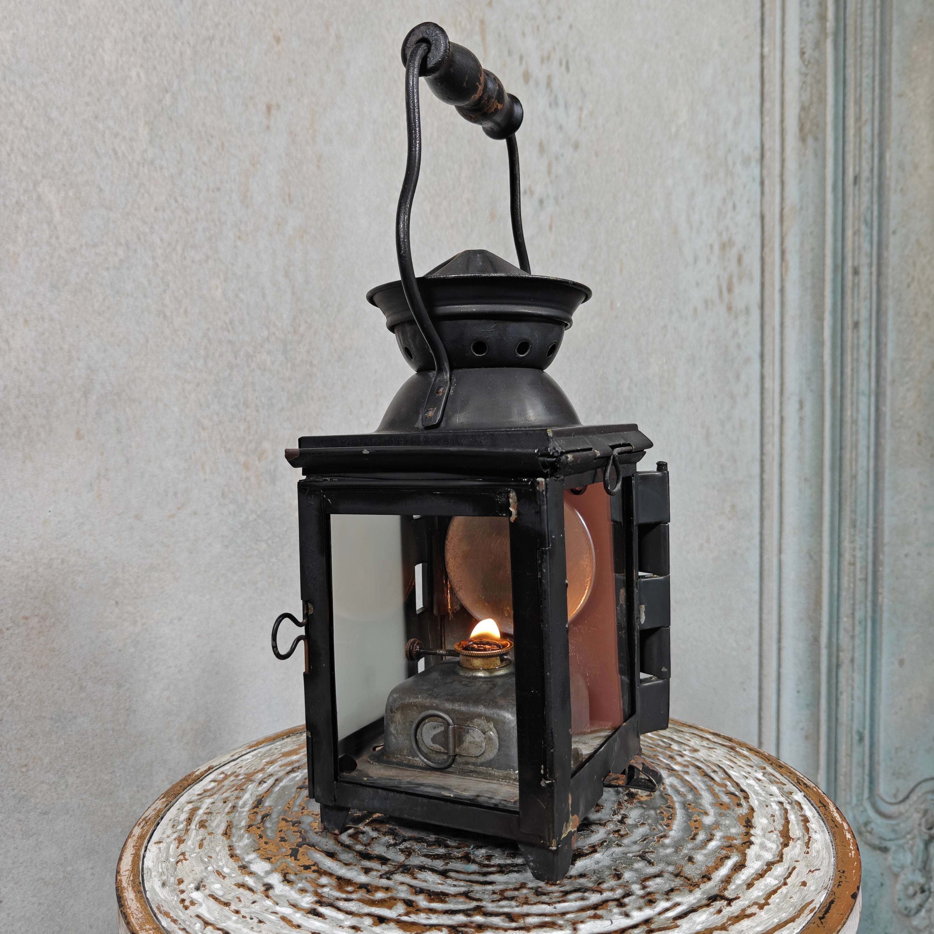 Antique Railway Signal Lantern – Large Oil Train Lamp with Folding Glass Filters circa 1920–1930