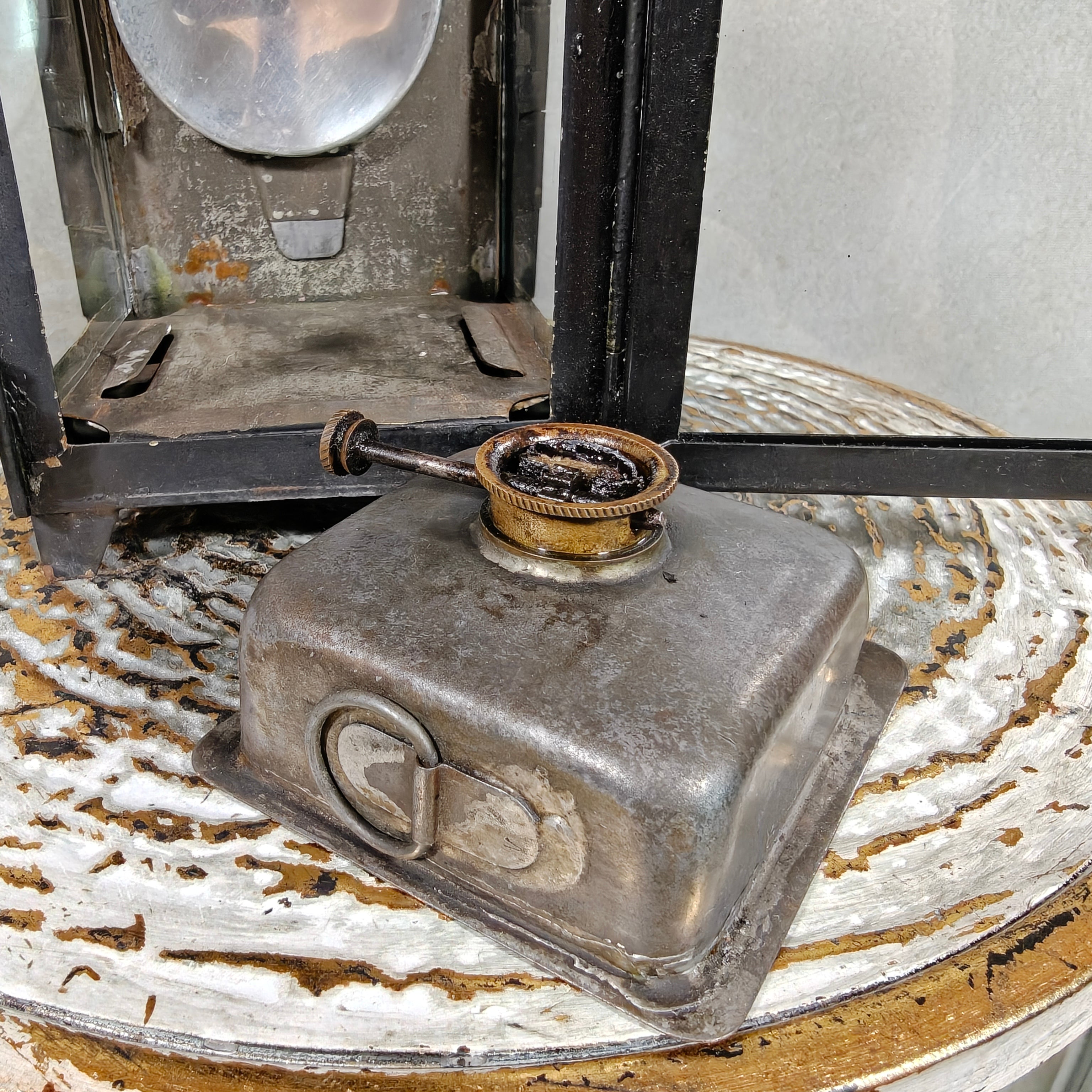 Antique Railway Signal Lantern – Large Oil Train Lamp with Folding Glass Filters circa 1920–1930