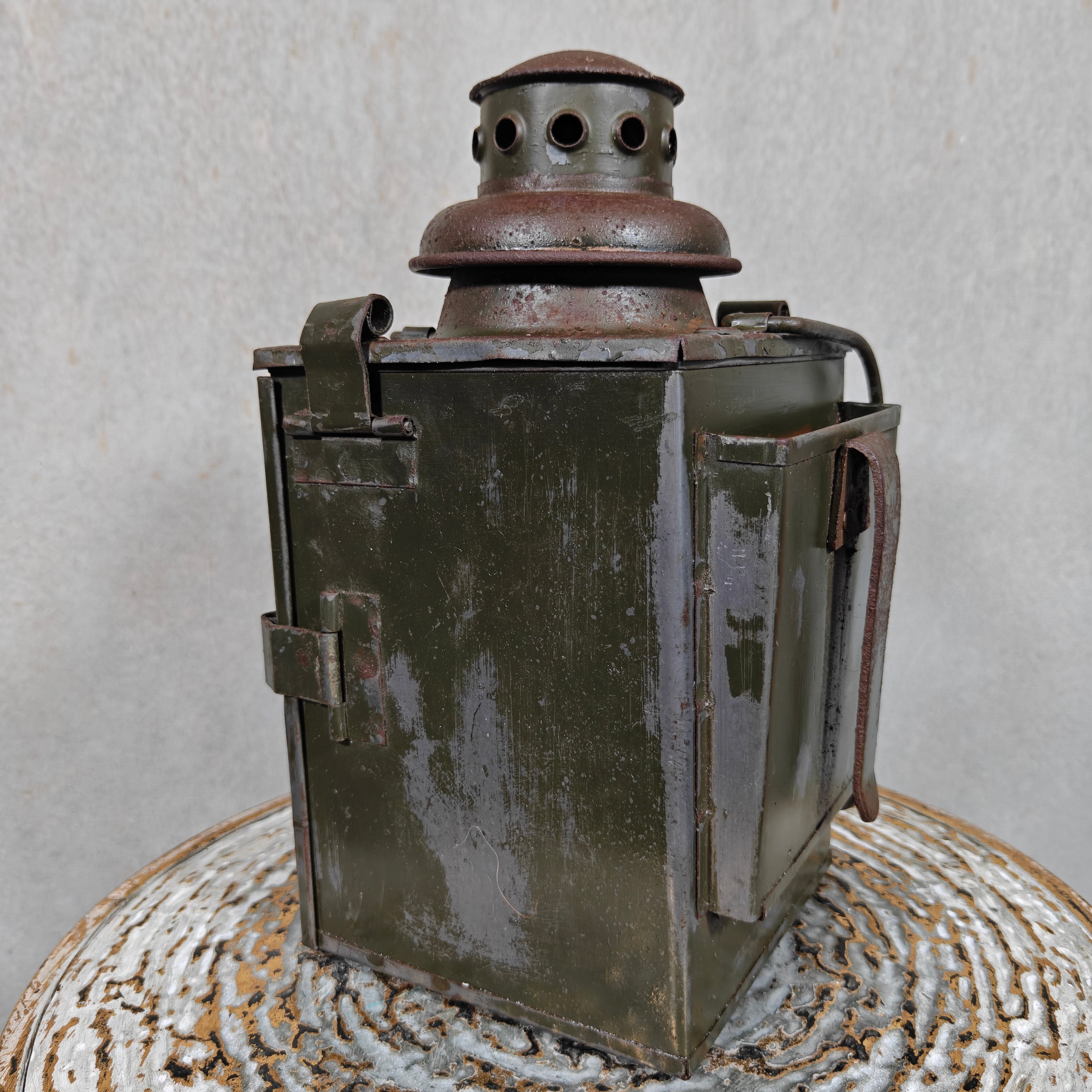 Vintage Signal Lantern with Red & Orange Glass Inserts – Military Style Oil Hand Lamp 1950s/60s