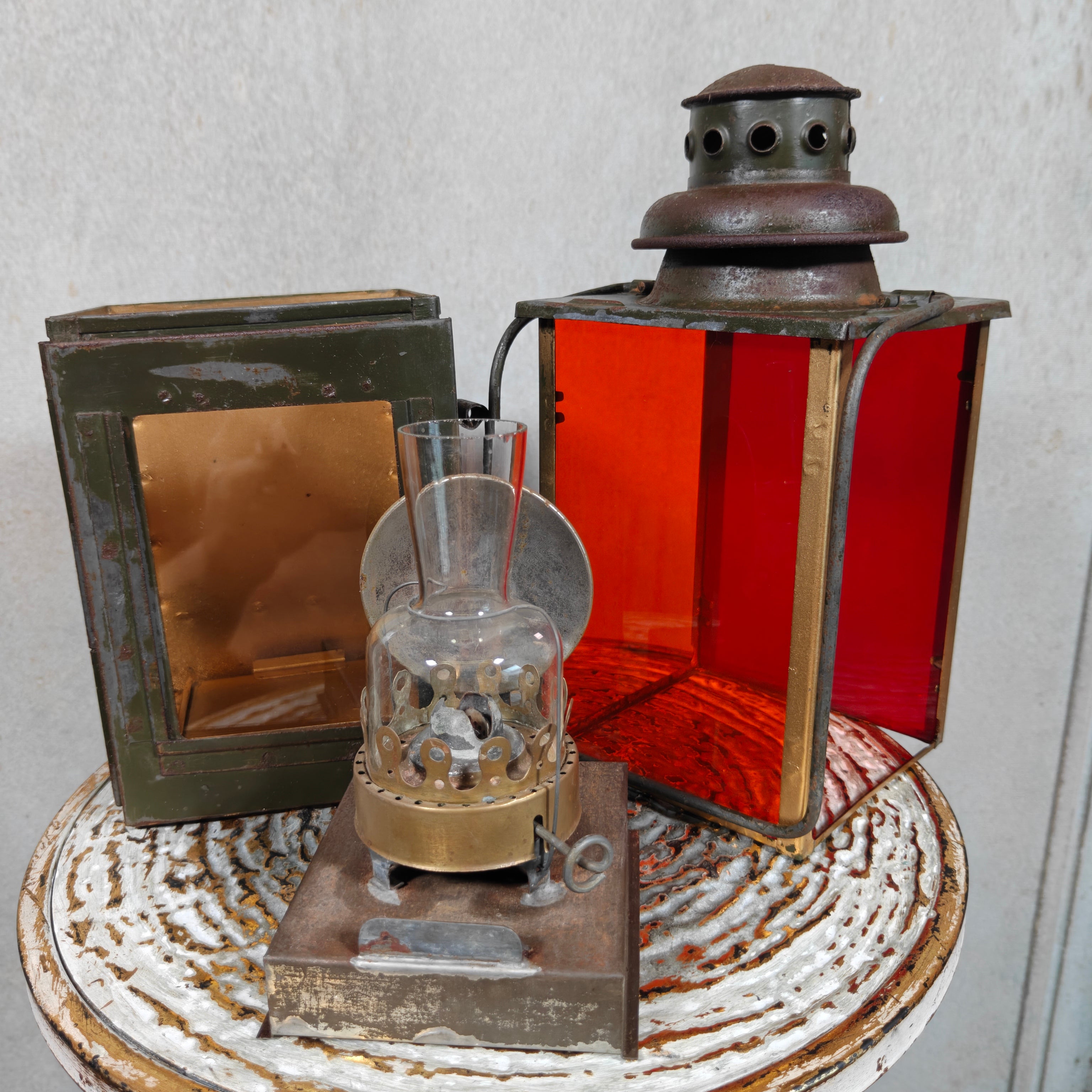 Vintage Signal Lantern with Red & Orange Glass Inserts – Military Style Oil Hand Lamp 1950s/60s