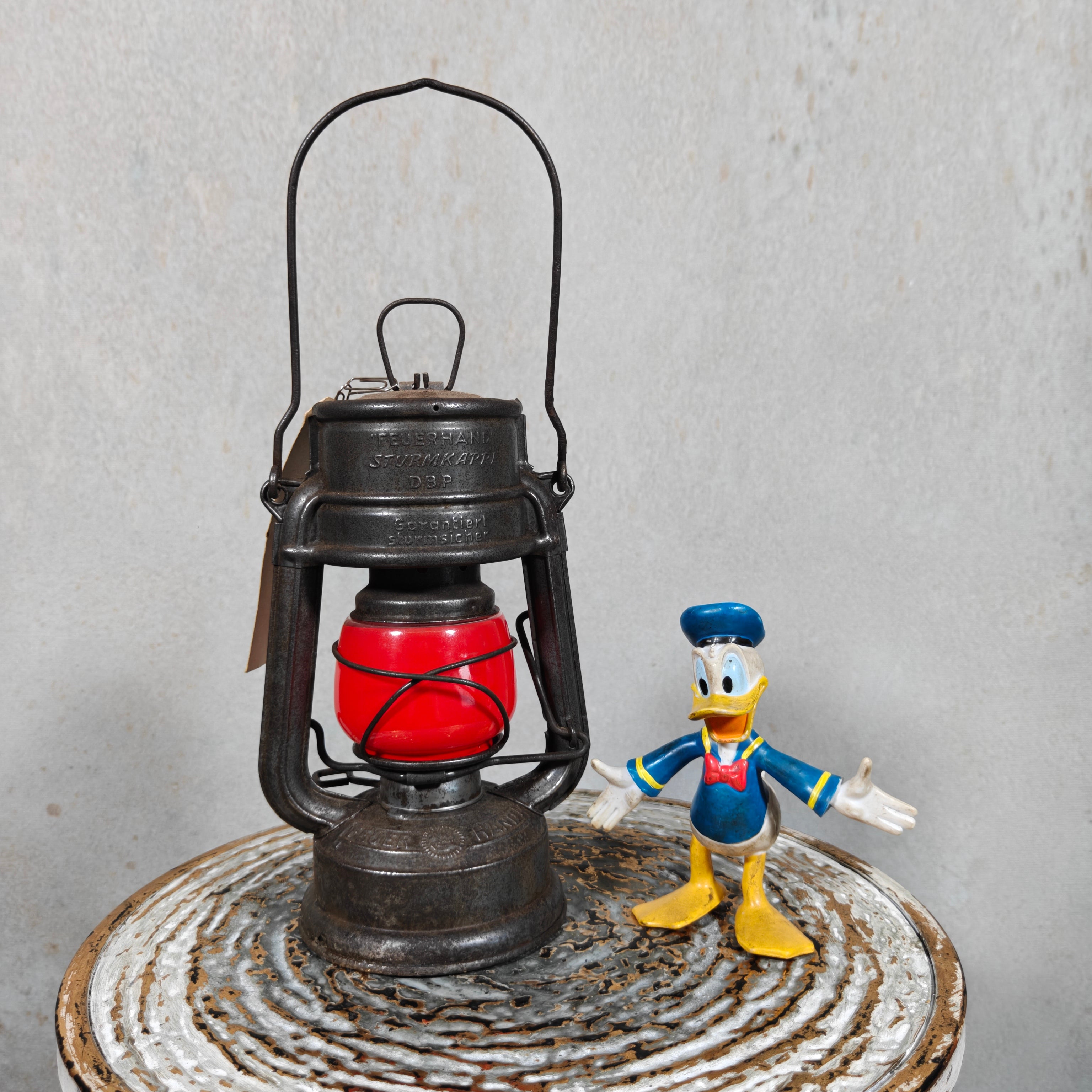 Rare Feuerhand 175 STK Oelab Sturmkappe Hurricane Lantern – West Germany Farm Wagon Lantern with Red Glass