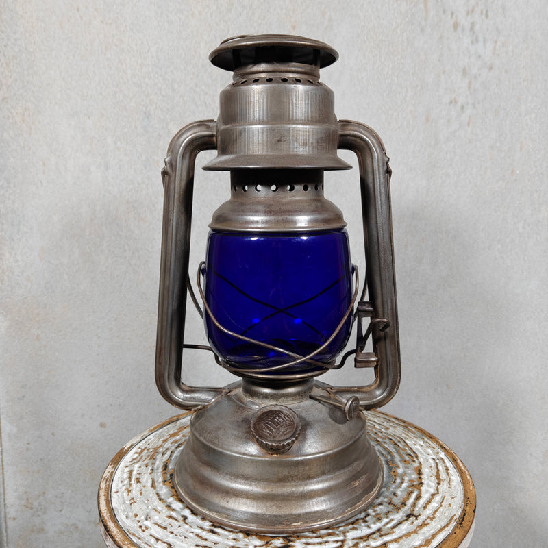Wilba L200 lantern overall condition — very good, from private collection