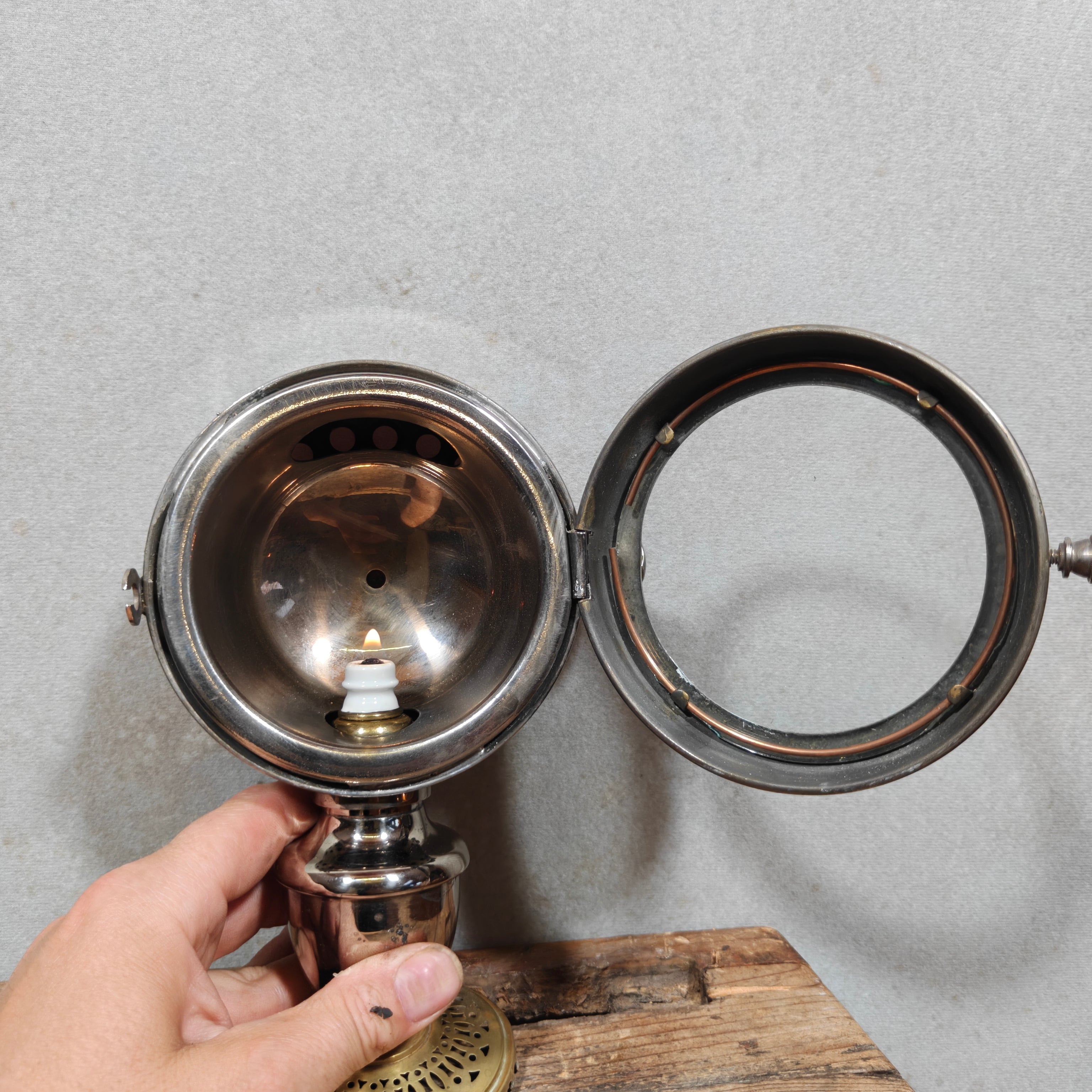 Antique Automobile Side Lamp with Red Rear Lens, ca. 1900–1930 – Rare Burner, Working Condition – Early Car Lighting, Automobilia