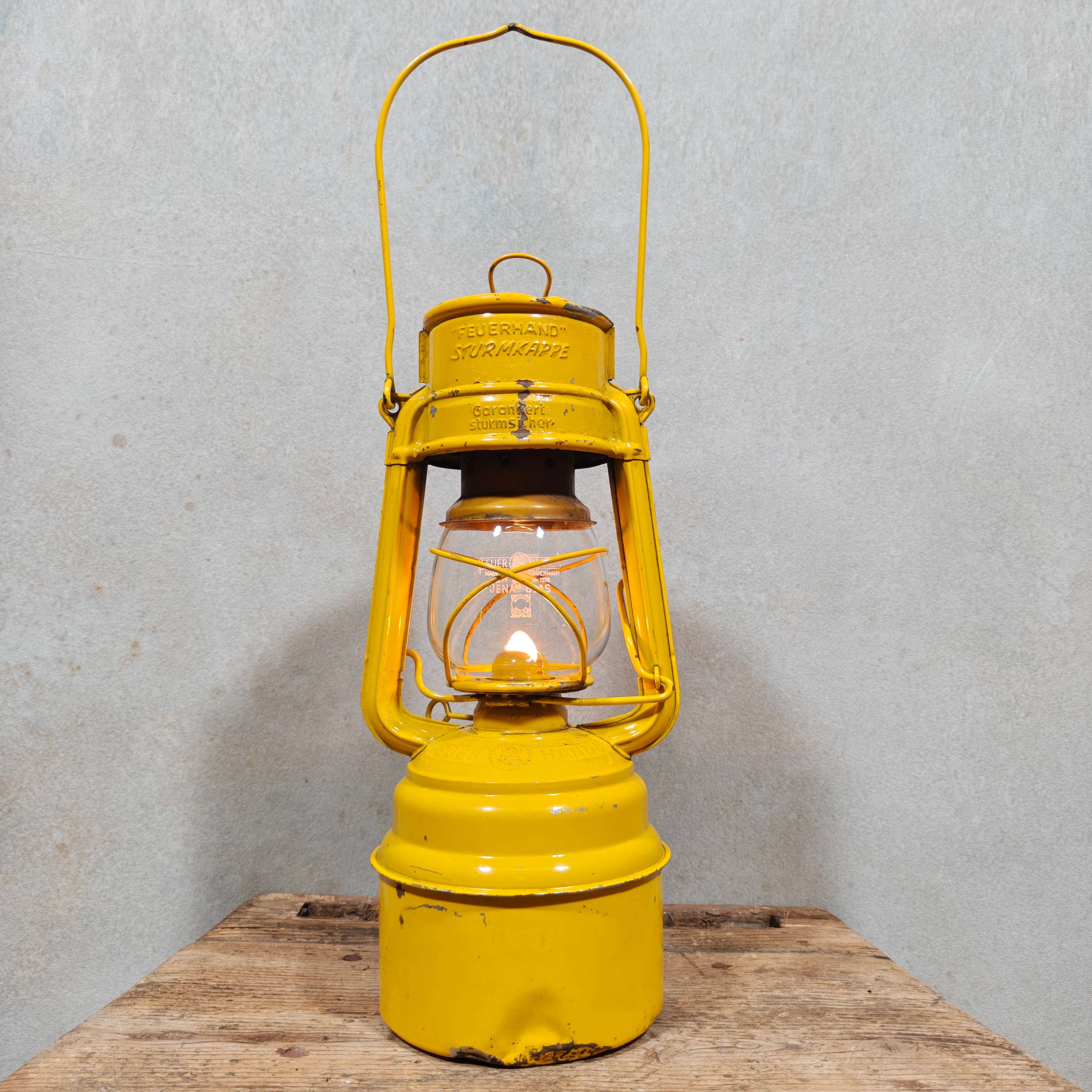 Feuerhand 276 STK/70 "Baby Special" Hurricane Lantern – West Germany – Sturmkappe, Original Marked Globe