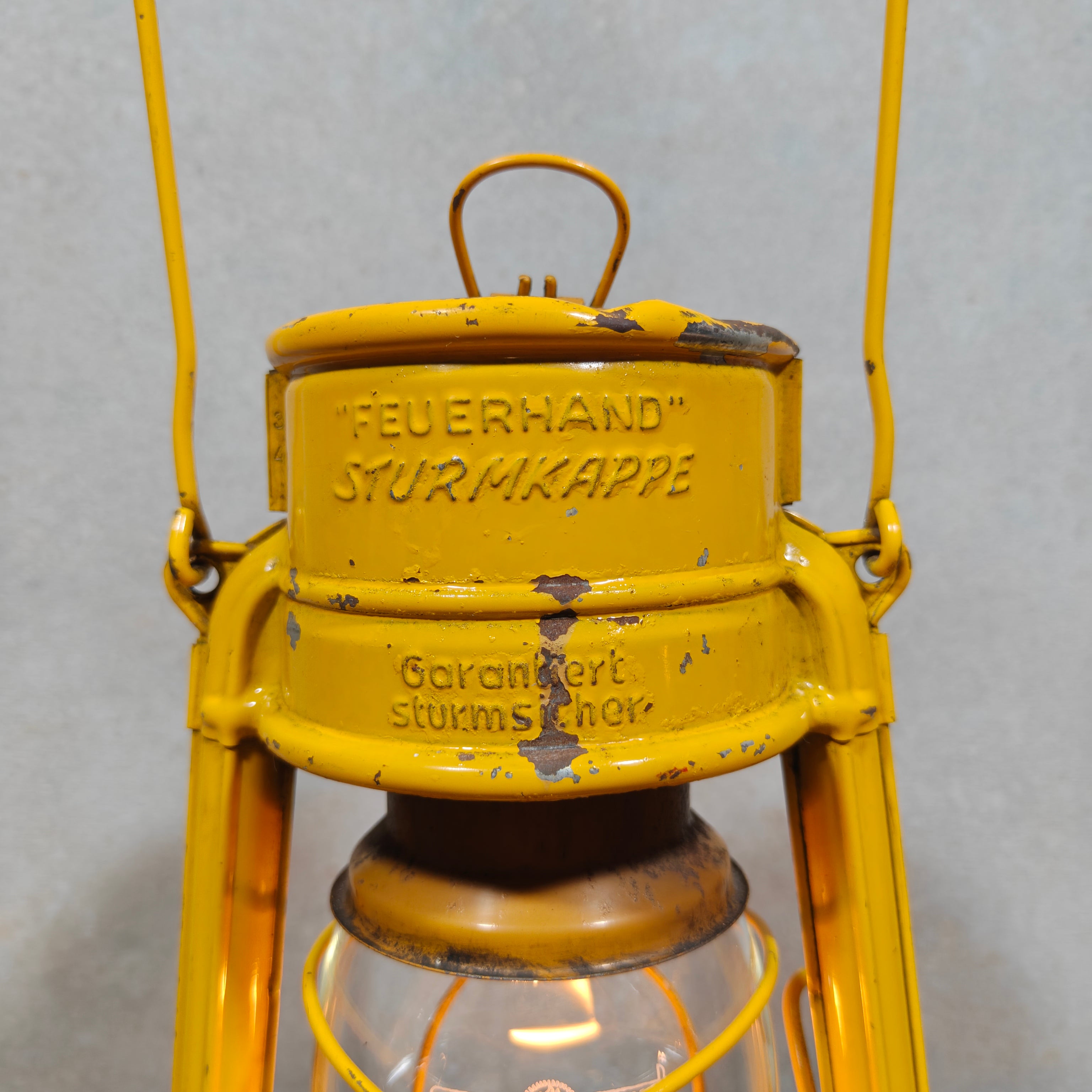 Feuerhand 276 STK/70 "Baby Special" Hurricane Lantern – West Germany – Sturmkappe, Original Marked Globe