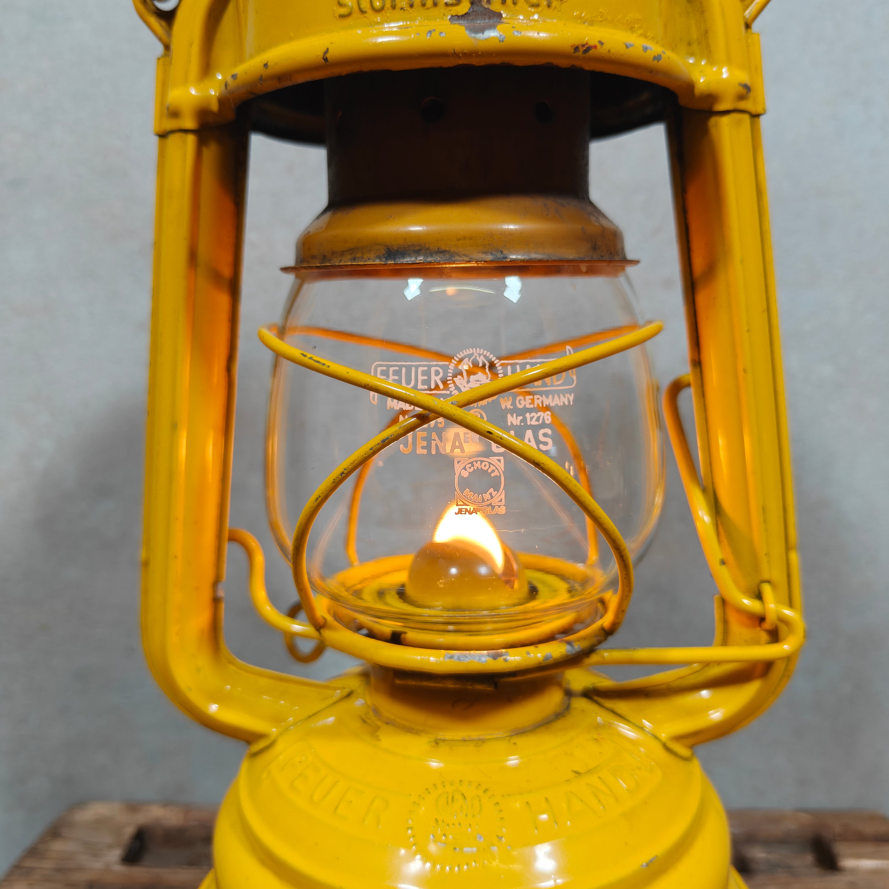 Feuerhand 276 STK/70 "Baby Special" Hurricane Lantern – West Germany – Sturmkappe, Original Marked Globe