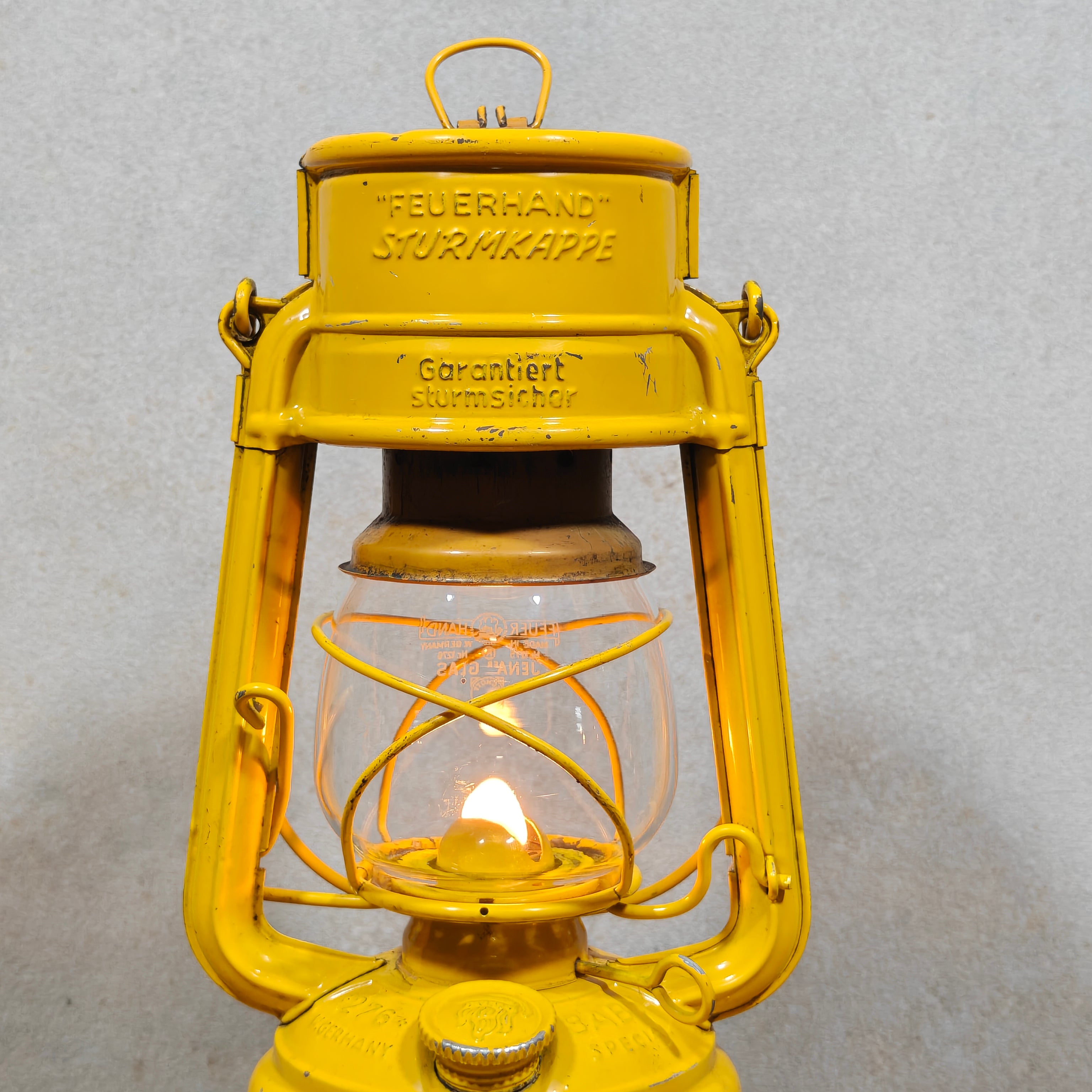 Feuerhand 276 STK/70 "Baby Special" Hurricane Lantern – West Germany – Sturmkappe, Original Marked Globe