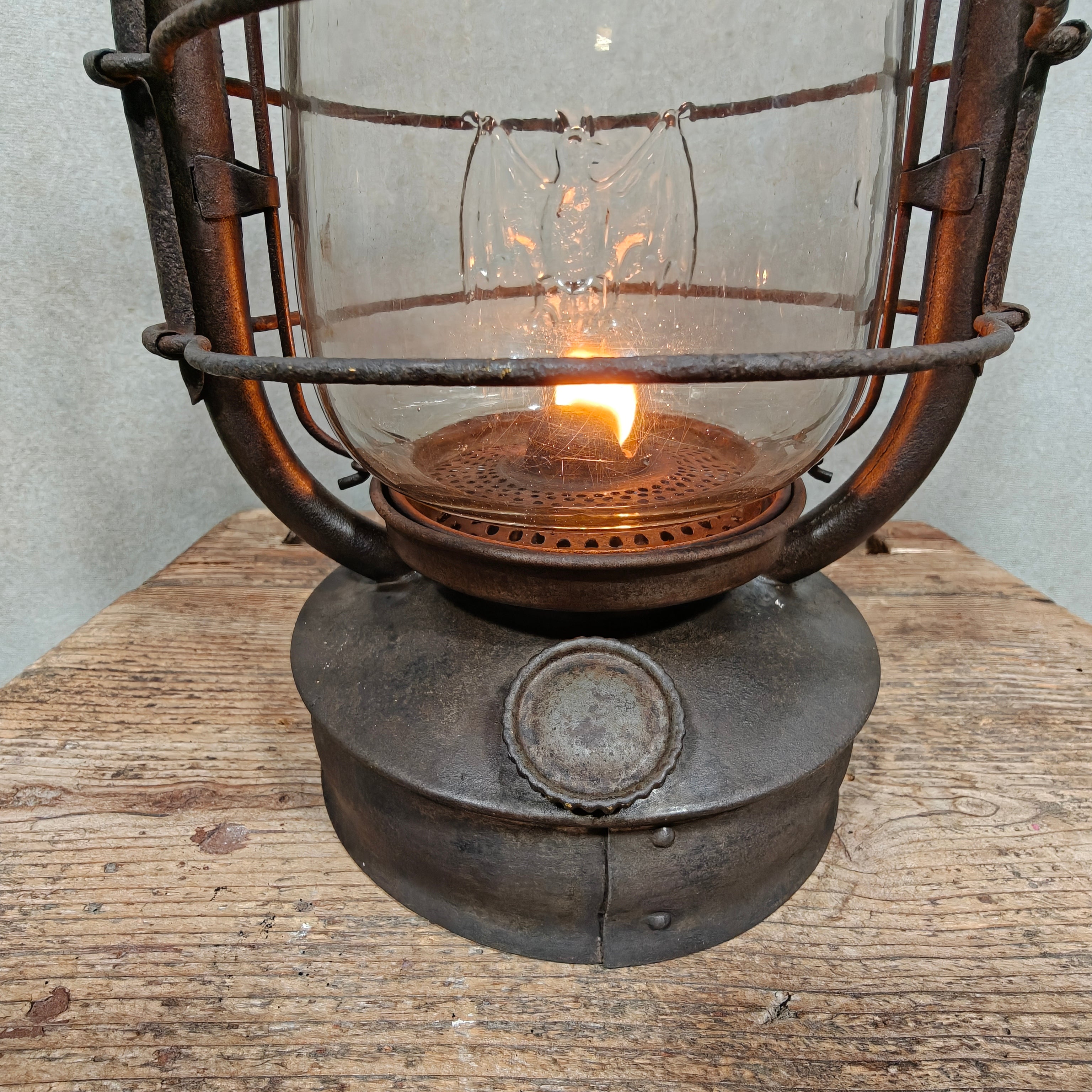 Rare Antique Fr. Stübgen & Co 2850 Storm Lantern with Bat Trademark – c. 1927–1939 – Working, Well-Worn Rat Look