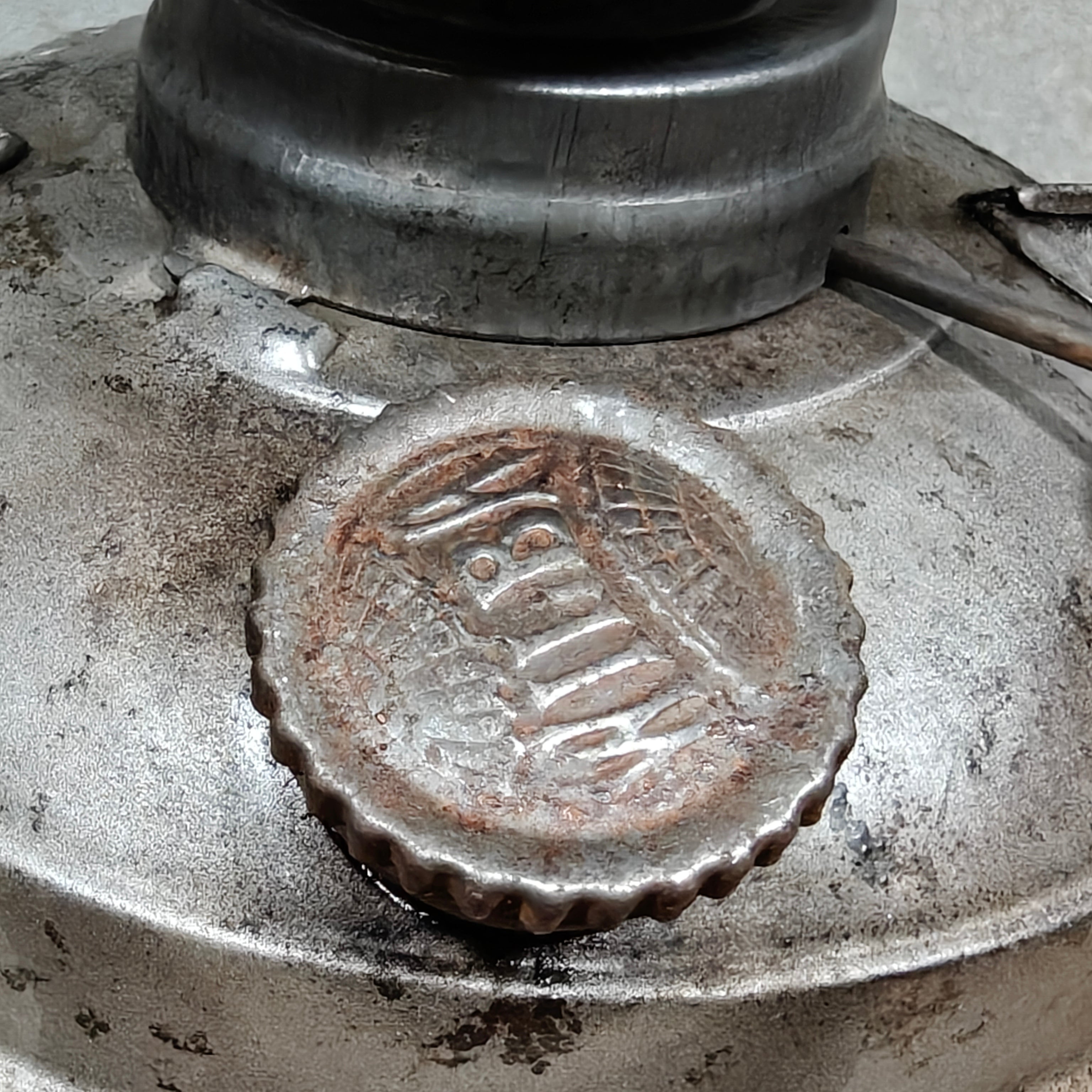 Rare Belgian Wilba L200 Storm Lantern – Willocq-Bottin, 1940s/50s – Working XXL Hurricane Lantern with Wide Wick