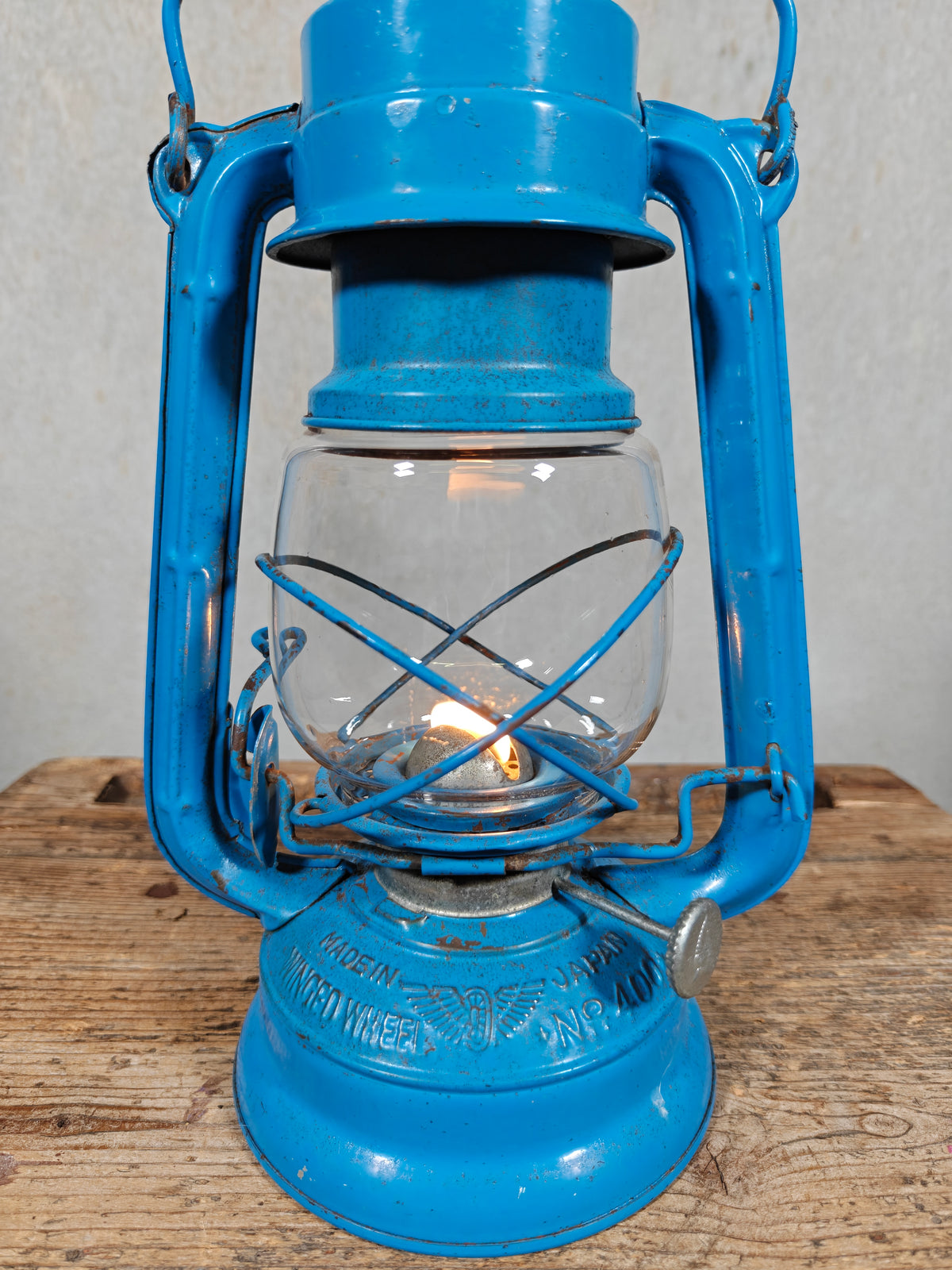 Vintage Winged Wheel No. 400 Hurricane Lantern – Made in Japan, 1970s – Working, Original Blue Paint, Japanese Copy of the Feuerhand 275