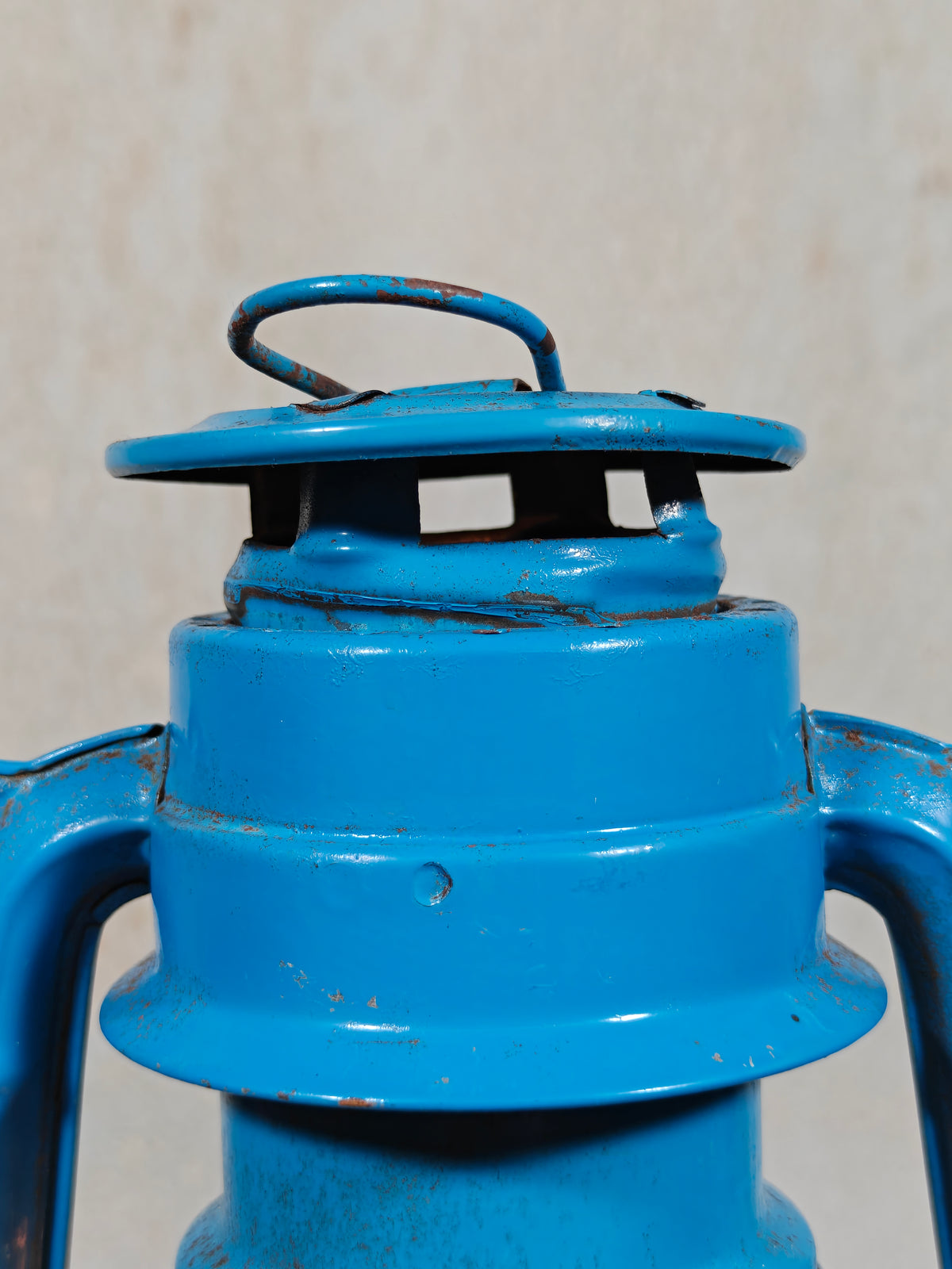 Vintage Winged Wheel No. 400 Hurricane Lantern – Made in Japan, 1970s – Working, Original Blue Paint, Japanese Copy of the Feuerhand 275