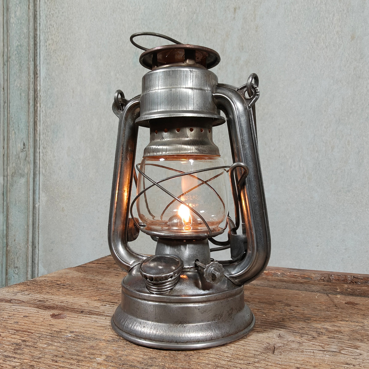 Rare Fratelli Cigada 1100 Hurricane Lantern – Italy, 1950s – Working, German Jenaer Glass Globe, Italian Copy of the Feuerhand 175
