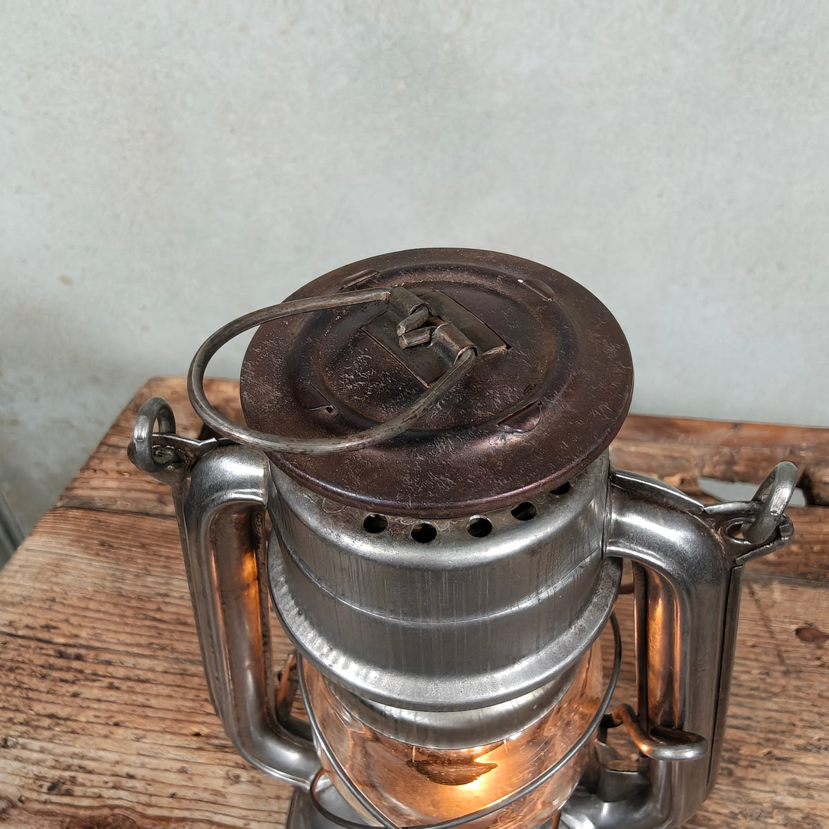 Rare Fratelli Cigada 1100 Hurricane Lantern – Italy, 1950s – Working, German Jenaer Glass Globe, Italian Copy of the Feuerhand 175