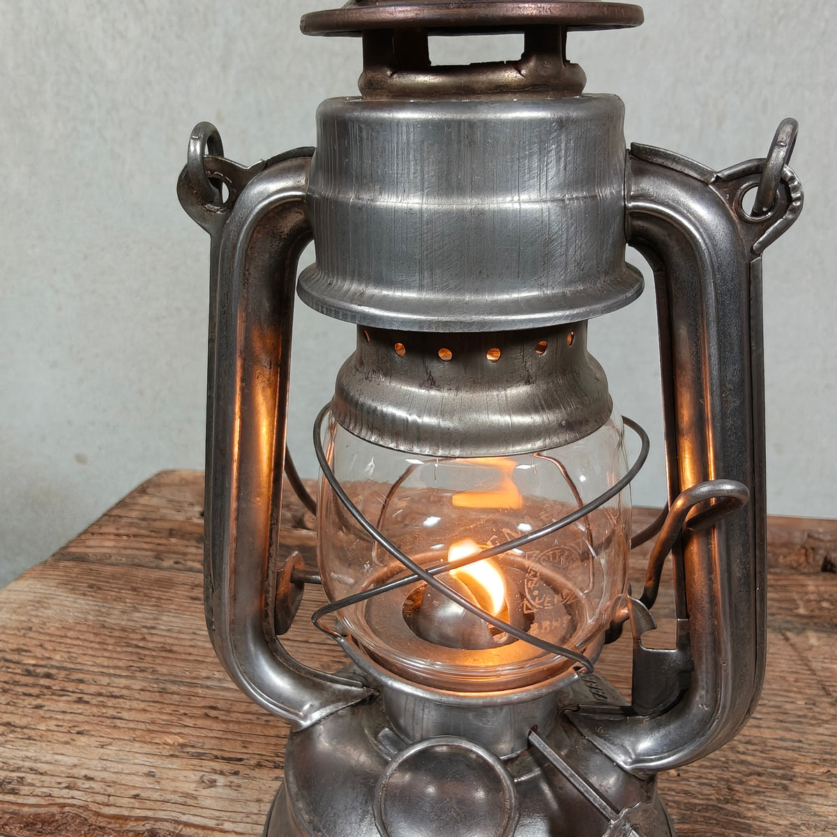 Rare Fratelli Cigada 1100 Hurricane Lantern – Italy, 1950s – Working, German Jenaer Glass Globe, Italian Copy of the Feuerhand 175