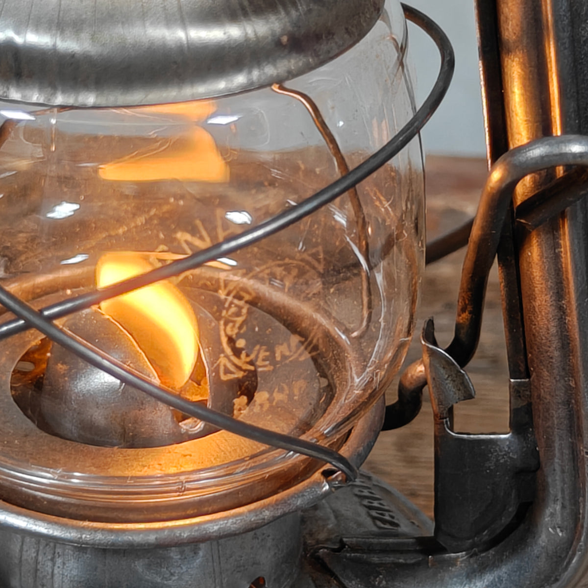 Rare Fratelli Cigada 1100 Hurricane Lantern – Italy, 1950s – Working, German Jenaer Glass Globe, Italian Copy of the Feuerhand 175