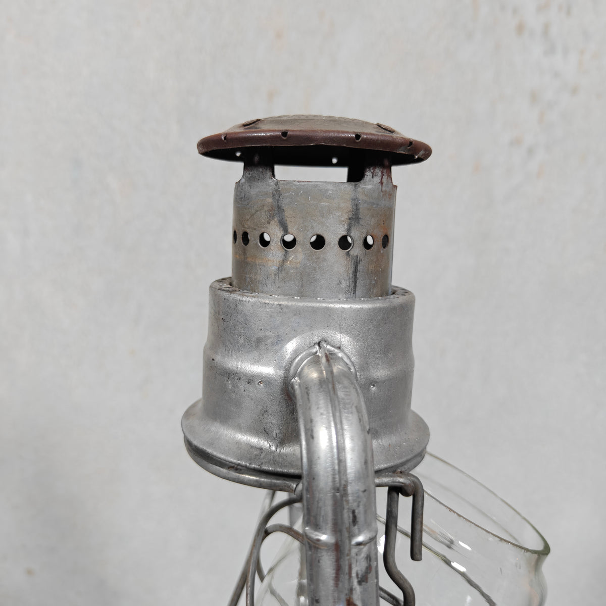 Unusual ASA 682 Automatic Hurricane Lantern by Aenne Sartorius – Made in Germany, 1945-1960 – Working, Unique Globe Lift in the Handle