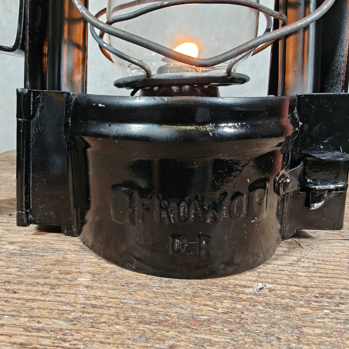 Unusual Frowo GL 770 Hurricane Lantern in Housing – German Gespannleuchte for Trailer Lighting, 1954-1965 – Working, Very Good Condition