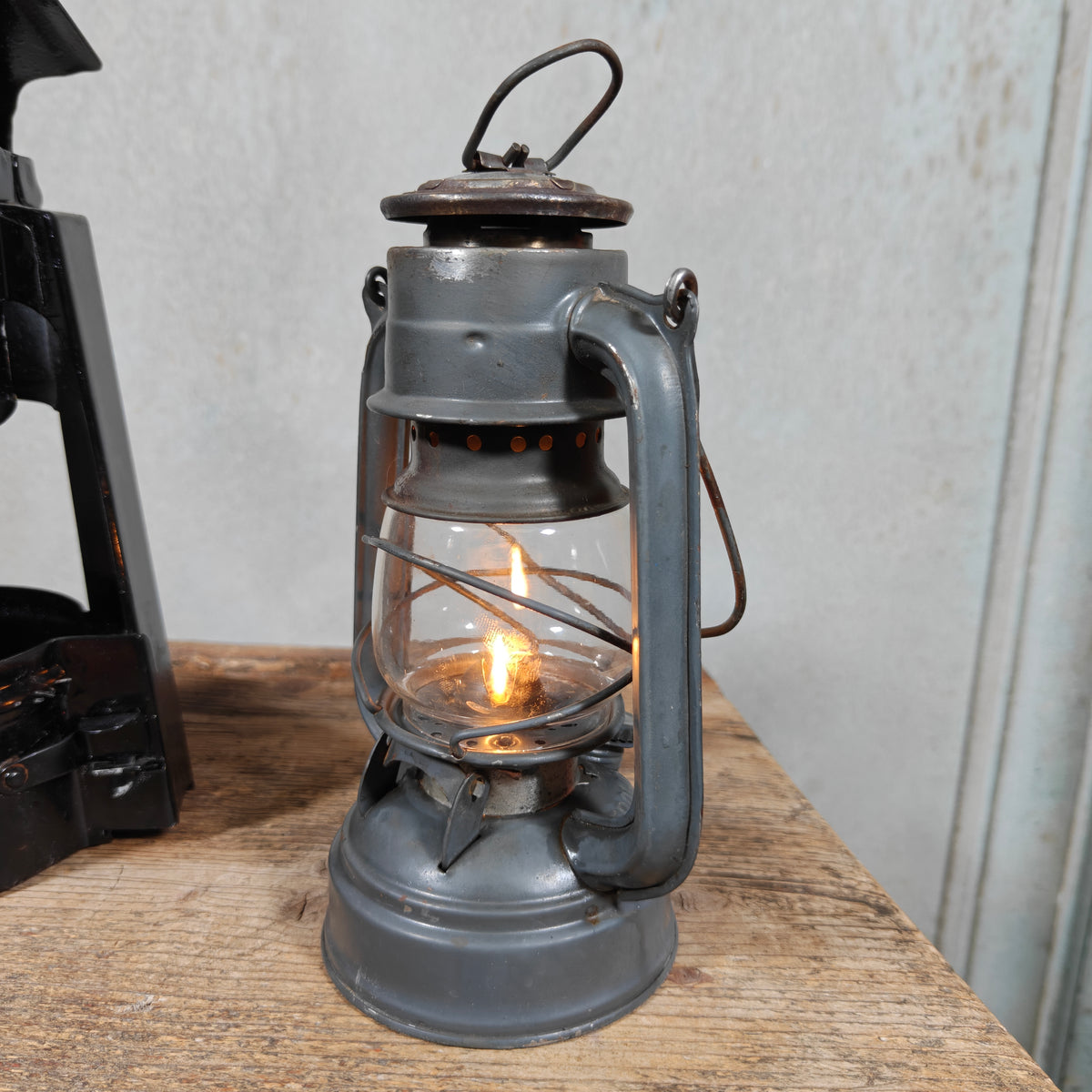 Unusual Frowo GL 770 Hurricane Lantern in Housing – German Gespannleuchte for Trailer Lighting, 1954-1965 – Working, Very Good Condition