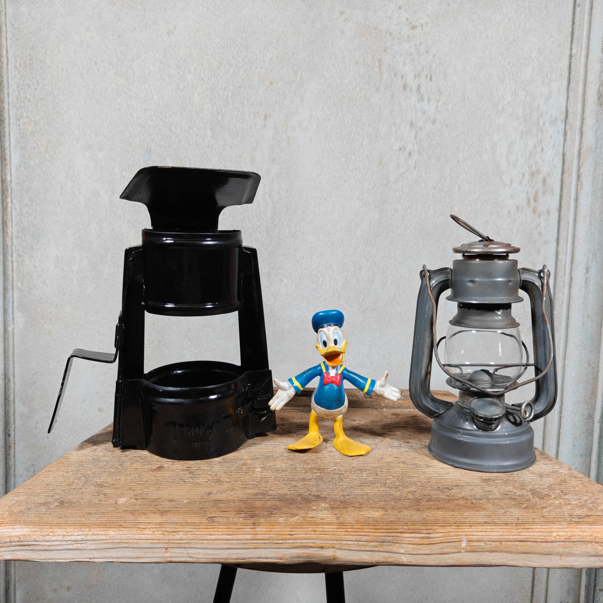 Unusual Frowo GL 770 Hurricane Lantern in Housing – German Gespannleuchte for Trailer Lighting, 1954-1965 – Working, Very Good Condition