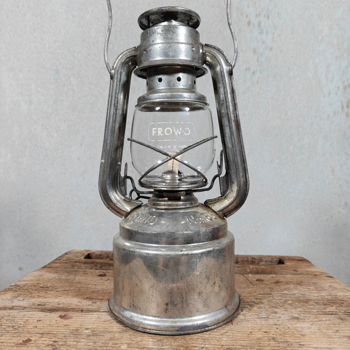 Beautiful Frowo No. 65 Hurricane Lantern with Large Fount – Made in Germany, 1950s-60s – New Old Stock, Unused, Original Marked Globe