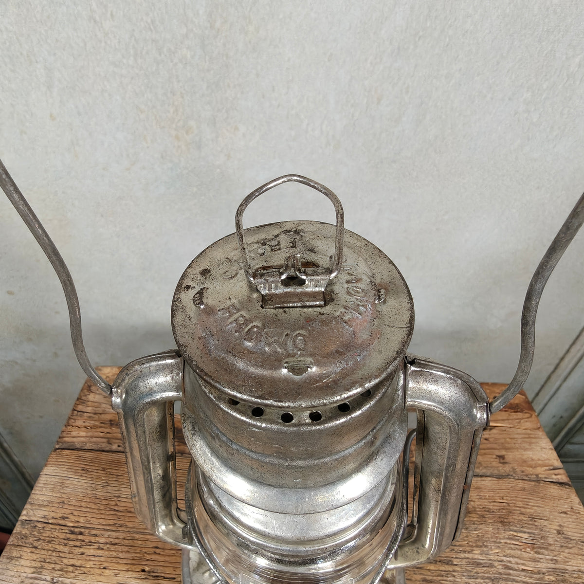 Beautiful Frowo No. 65 Hurricane Lantern with Large Fount – Made in Germany, 1950s-60s – New Old Stock, Unused, Original Marked Globe