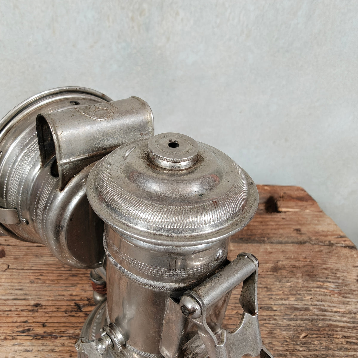 Unusual Antique Carbide Bicycle Lamp with Fly Logo – Nickel, c. 1900–1920 – Side-Mounted Tap
