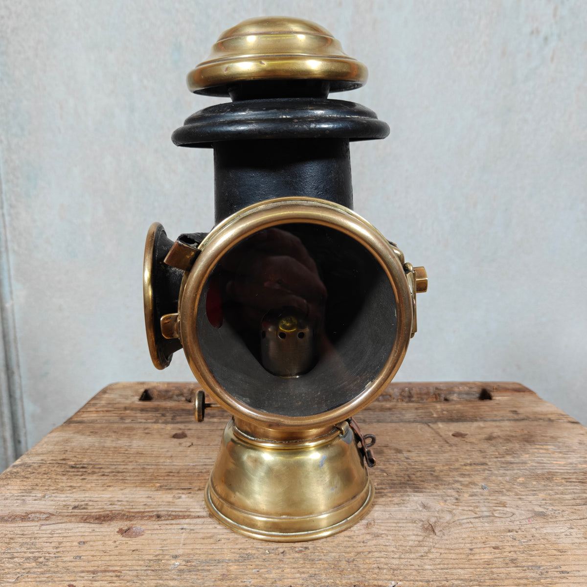 Antique Belgian Car Lamp Innovation Automobile – Dethoor et Schinckus, Brussels, c. 1900–1915 – Working Kerosene Lamp with Red Side Lens
