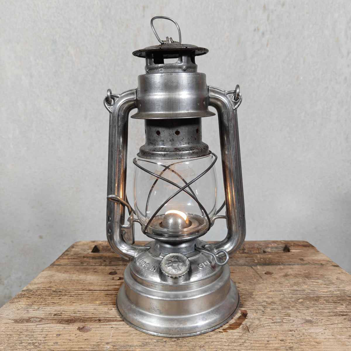 Vintage BAT No. 159 Hurricane Lantern from East Germany – Marked Made in GDR, Globe Marked BAT is Brightest – c. 1970–1989