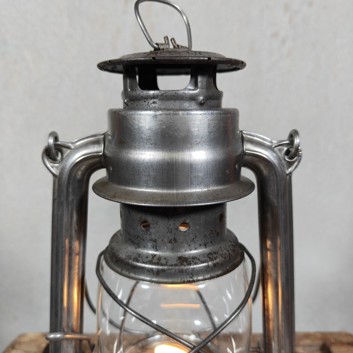 Vintage BAT No. 159 Hurricane Lantern from East Germany – Marked Made in GDR, Globe Marked BAT is Brightest – c. 1970–1989