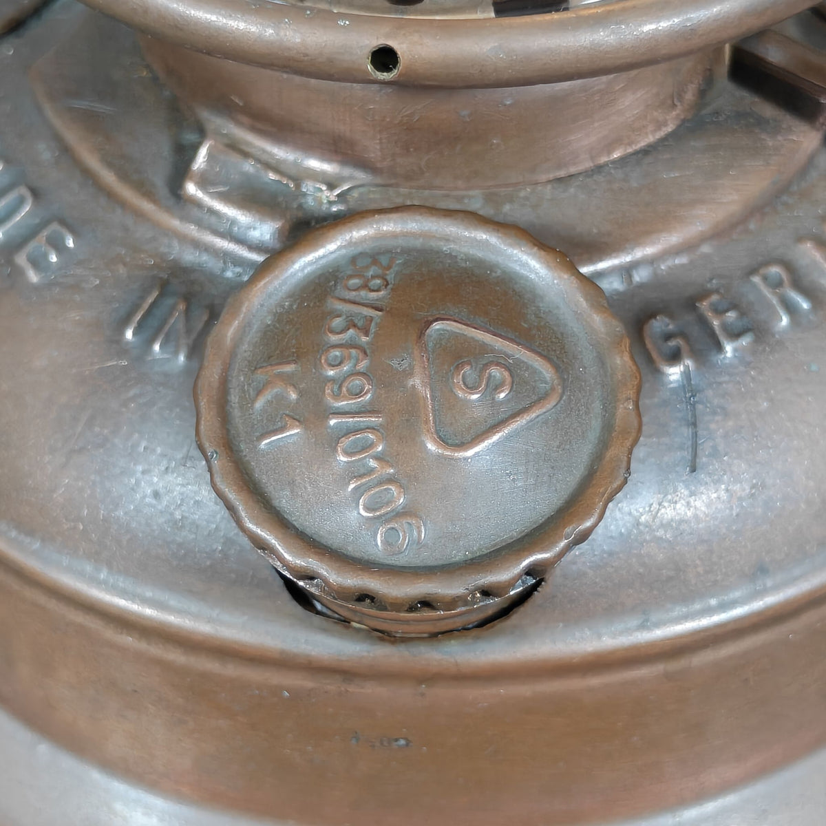 Rare BAT 158 Hurricane Lantern in Tombac with Lever – Marked BAT No 158 Made in Germany – 1960s, Working