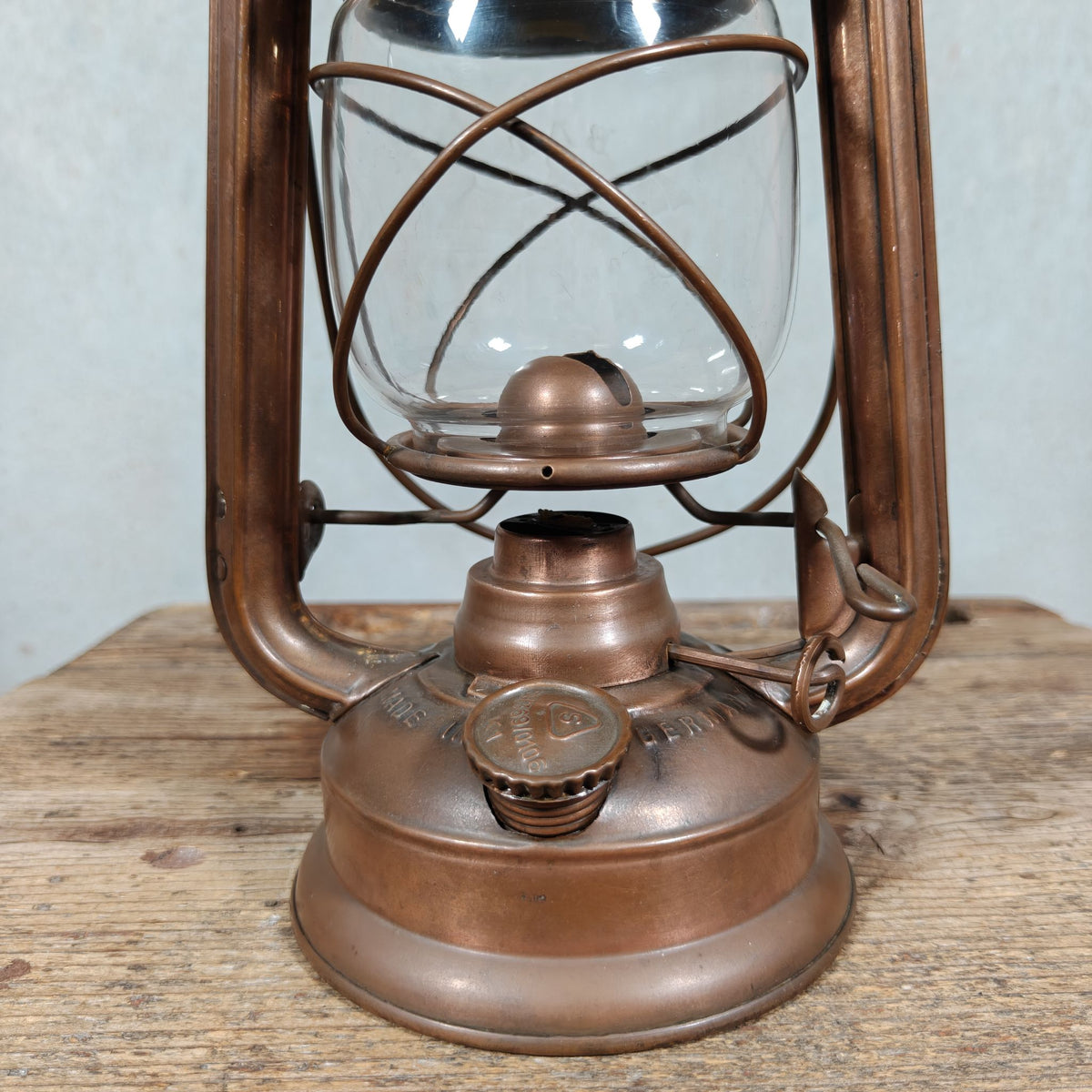 Rare BAT 158 Hurricane Lantern in Tombac with Lever – Marked BAT No 158 Made in Germany – 1960s, Working