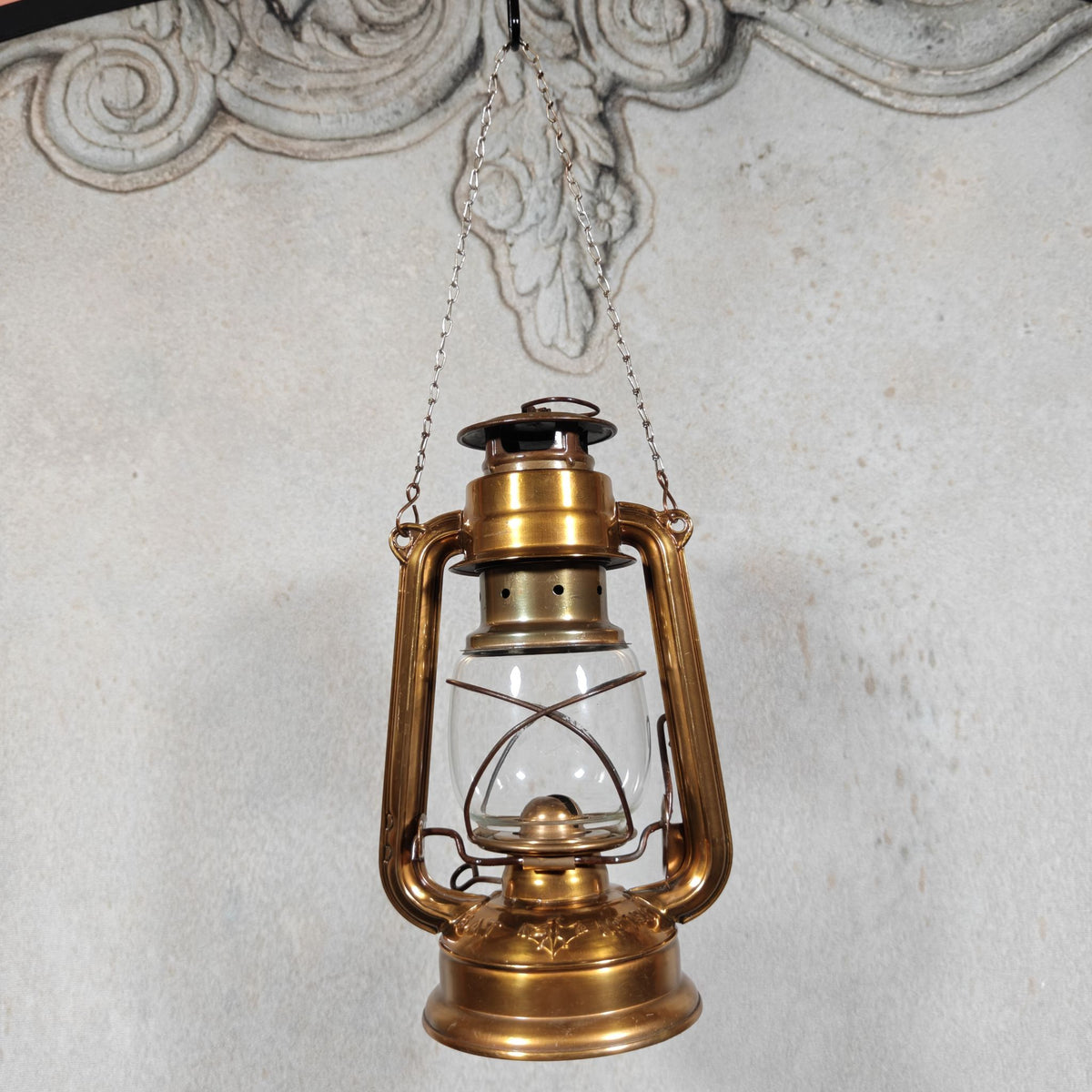 Beautiful BAT 158 Batela Hurricane Lantern in Tombac – VEB Sturmlaternenwerk, Made in GDR – 1970s/80s, Working