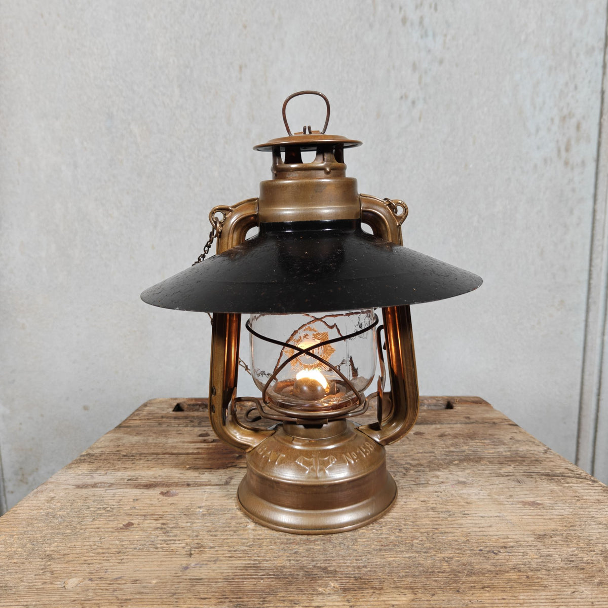 Vintage Batela BAT 158 Hurricane Lantern in Tombac – with Black Reflector and Chain – 1970s, Working