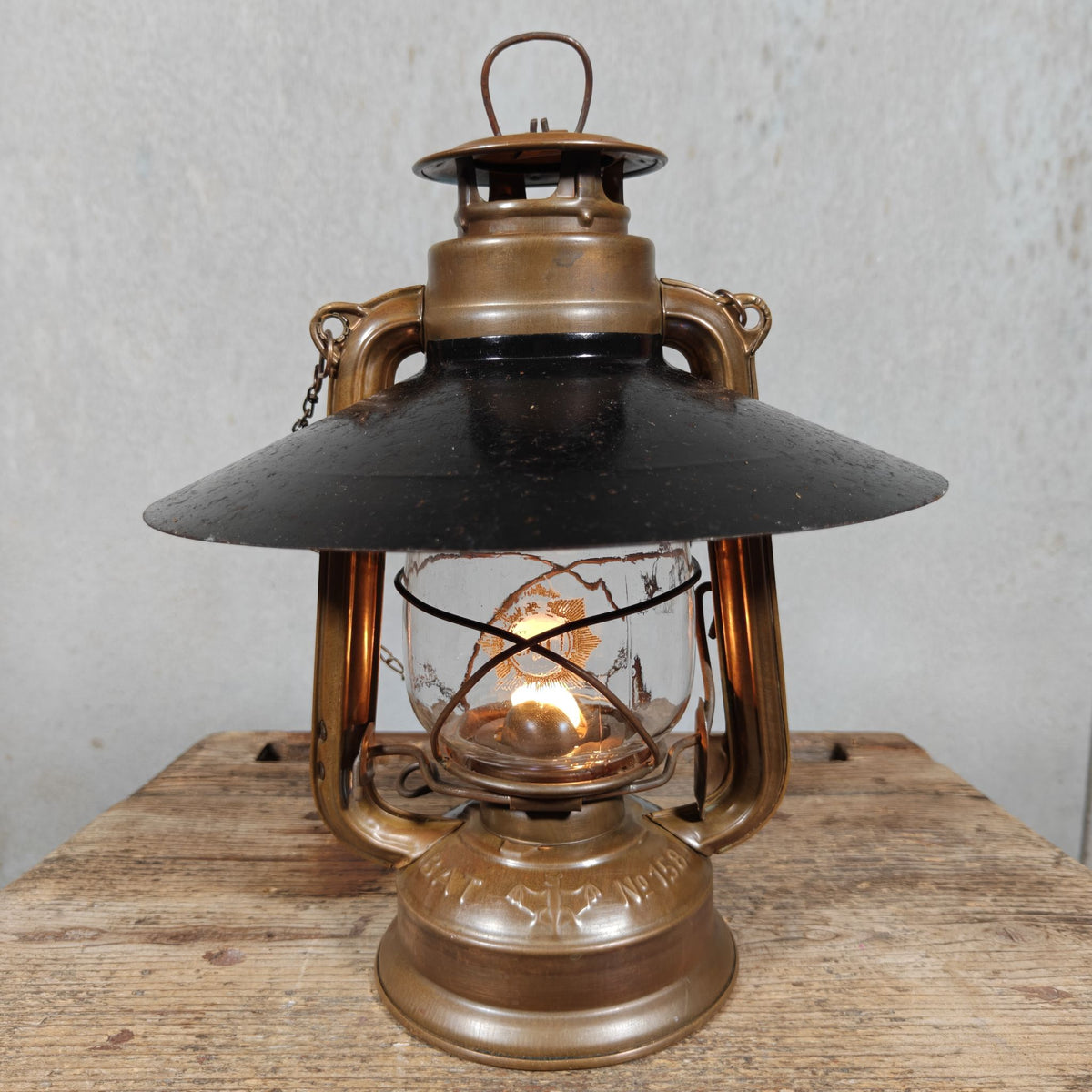 Vintage Batela BAT 158 Hurricane Lantern in Tombac – with Black Reflector and Chain – 1970s, Working